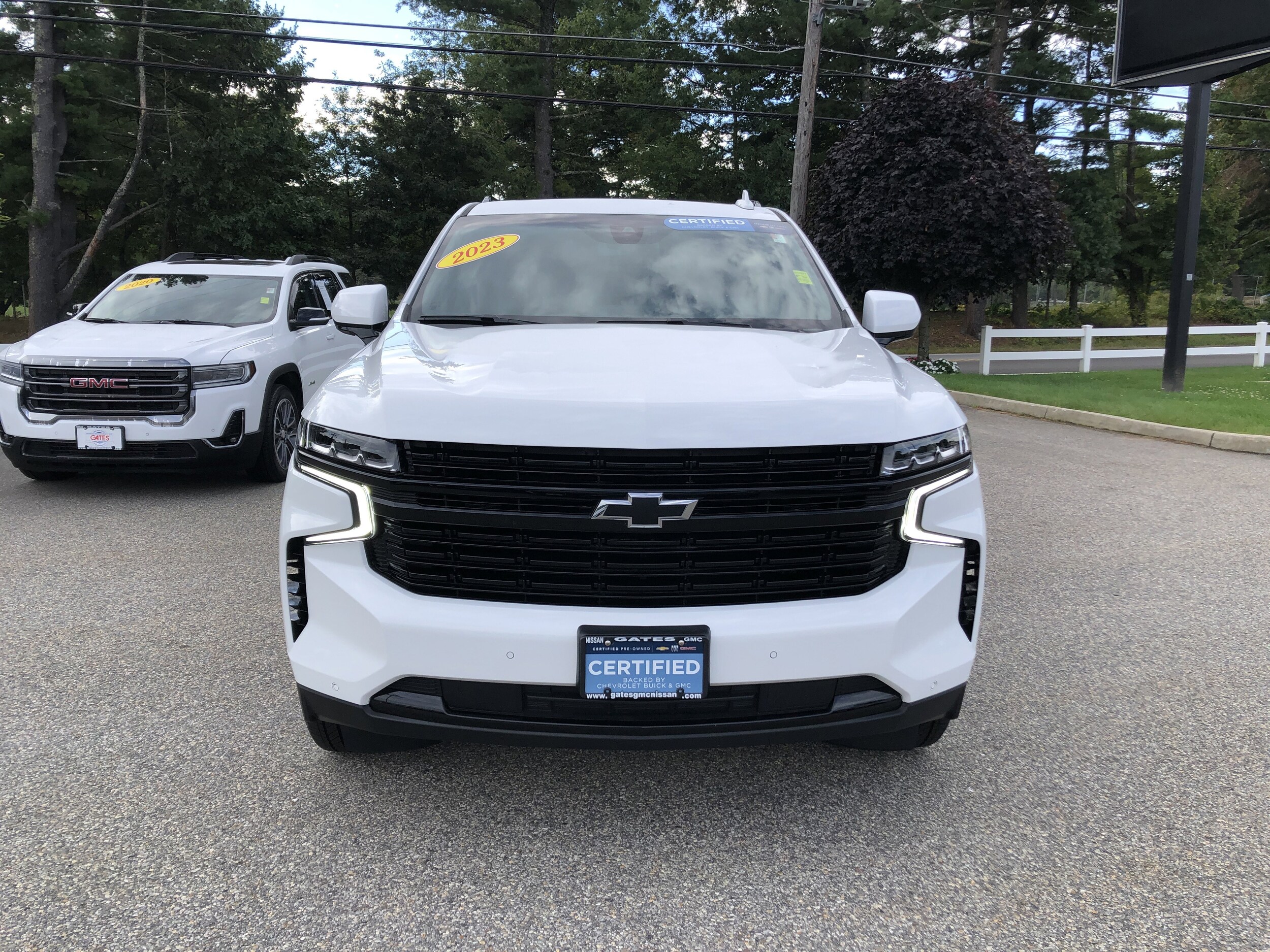 2023 Chevrolet Tahoe RST photo 2