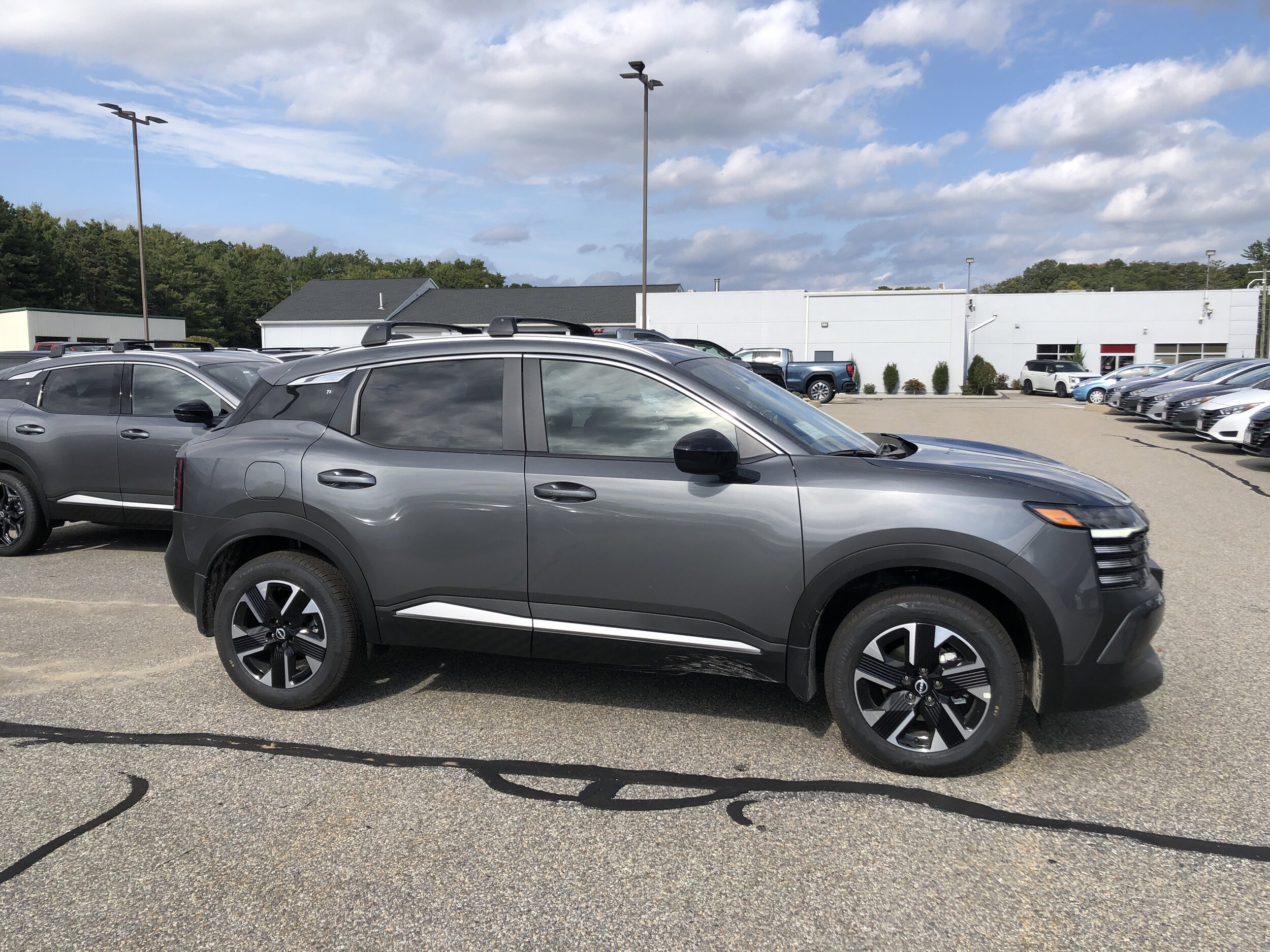 2026 Nissan Kicks SV photo 3