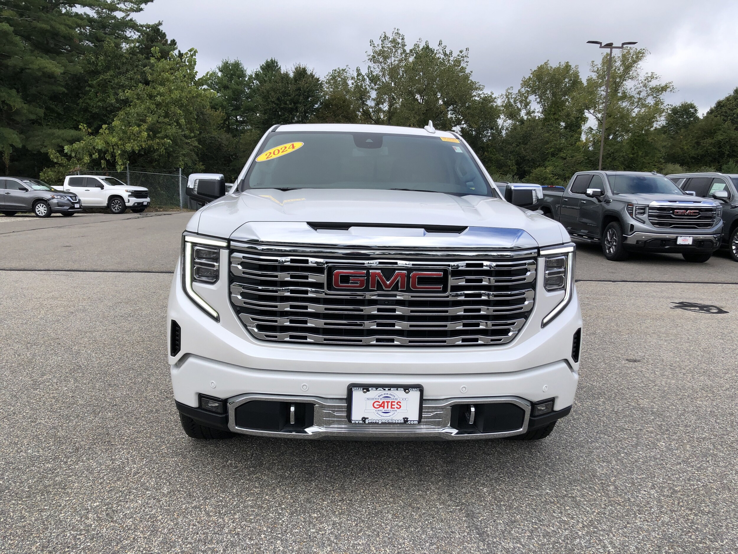2024 Gmc Sierra 1500 Denali photo 2