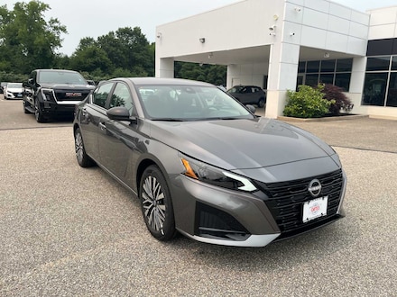 2026 Nissan Altima SV Sedan