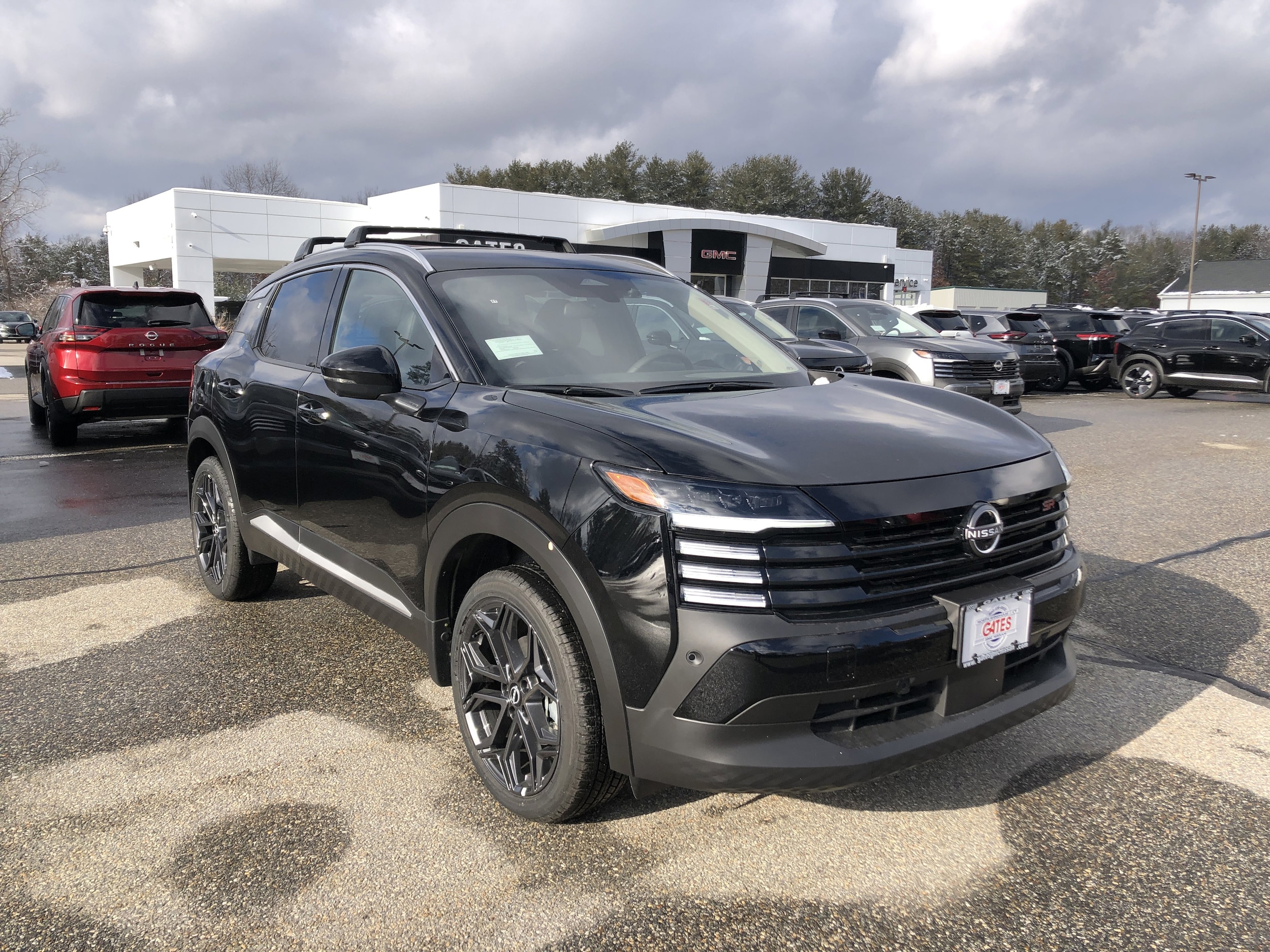 2026 Nissan KICKS SR AWD