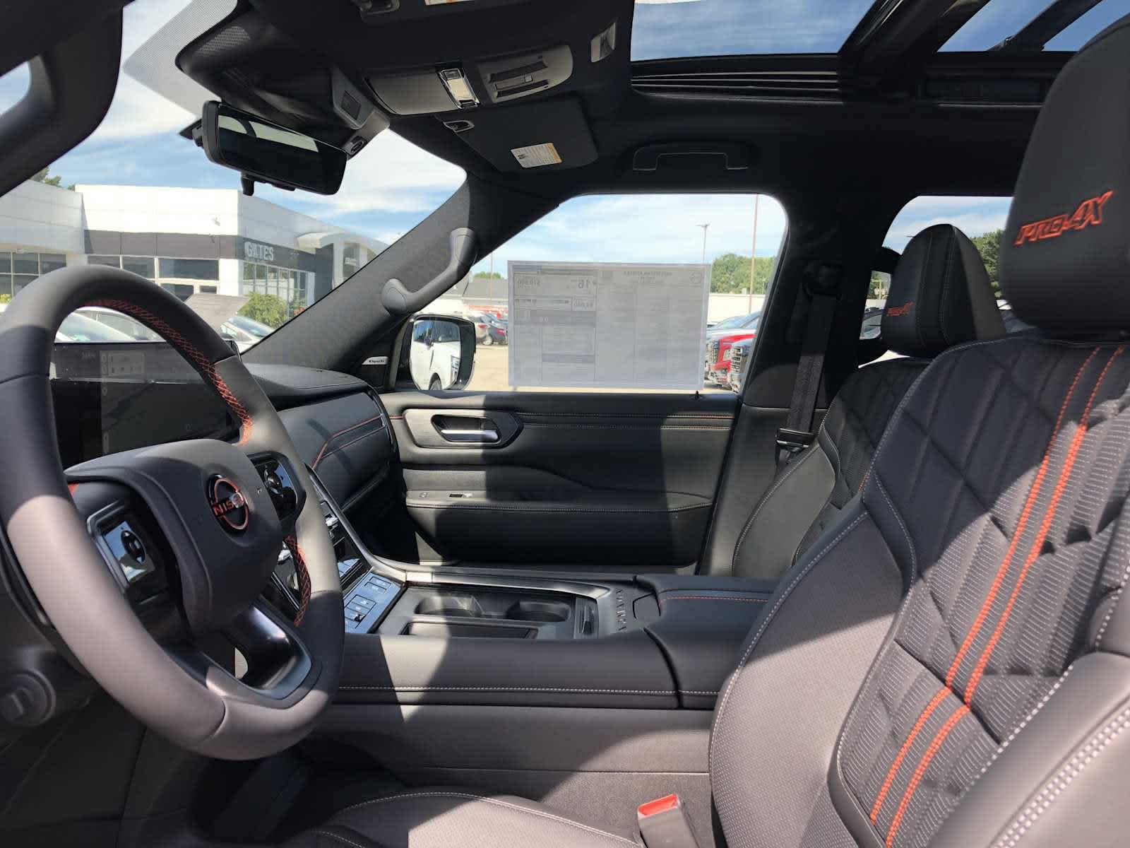 2025 Nissan Armada PRO-4X - Photo 13