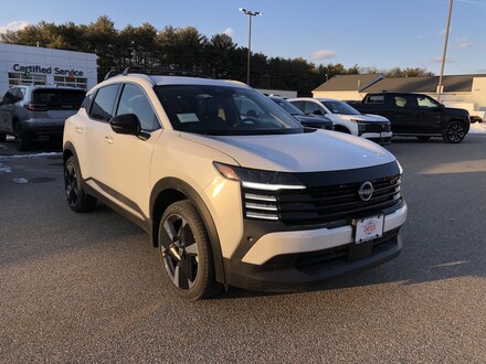 2026 Nissan Kicks SR SUV