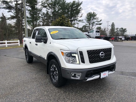 2019 Nissan Titan PRO-4X 4x4 Crew Cab 4x4 Crew Cab
