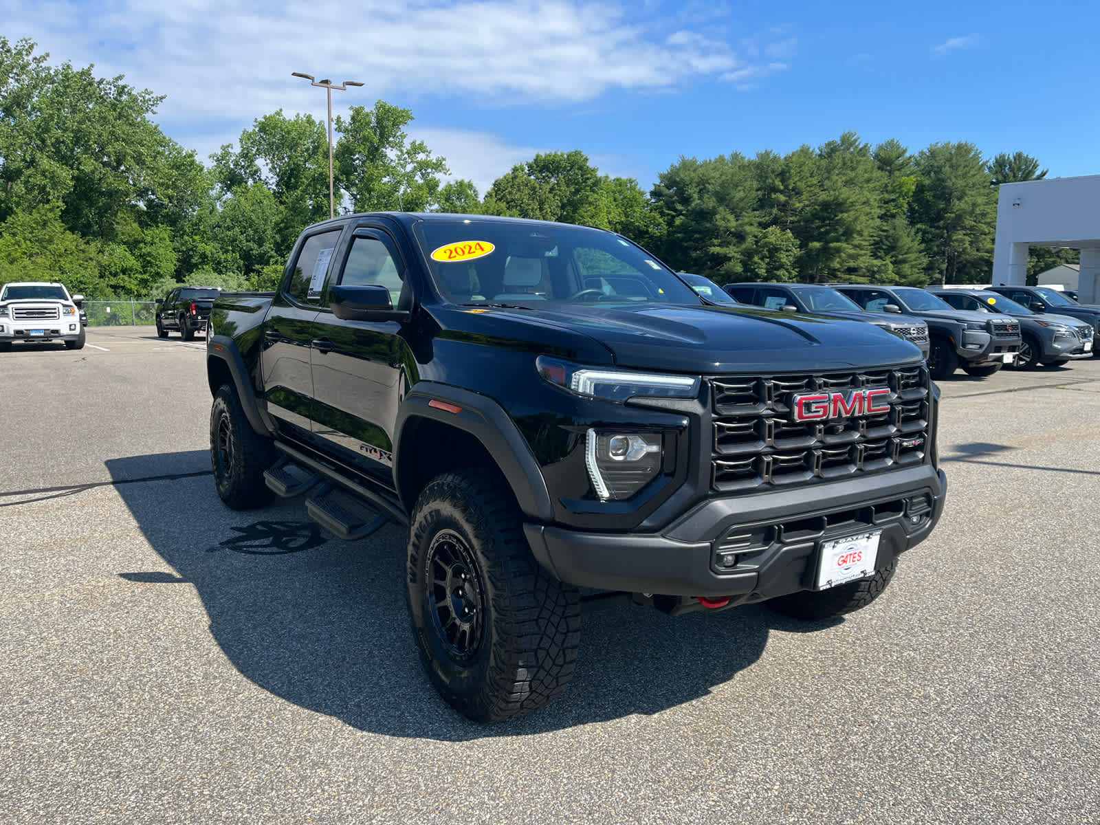 2024 GMC Canyon 4WD AT4X Crew Cab Short Box's photo