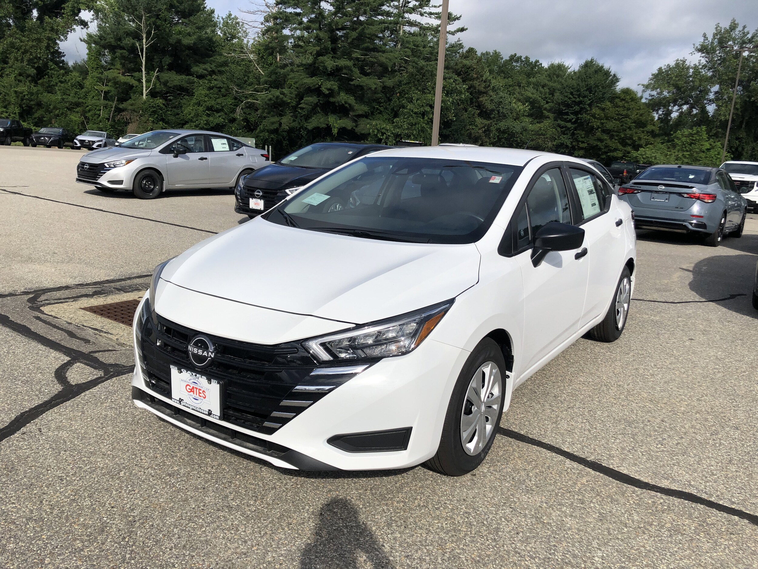 2025 Nissan Versa S photo 3