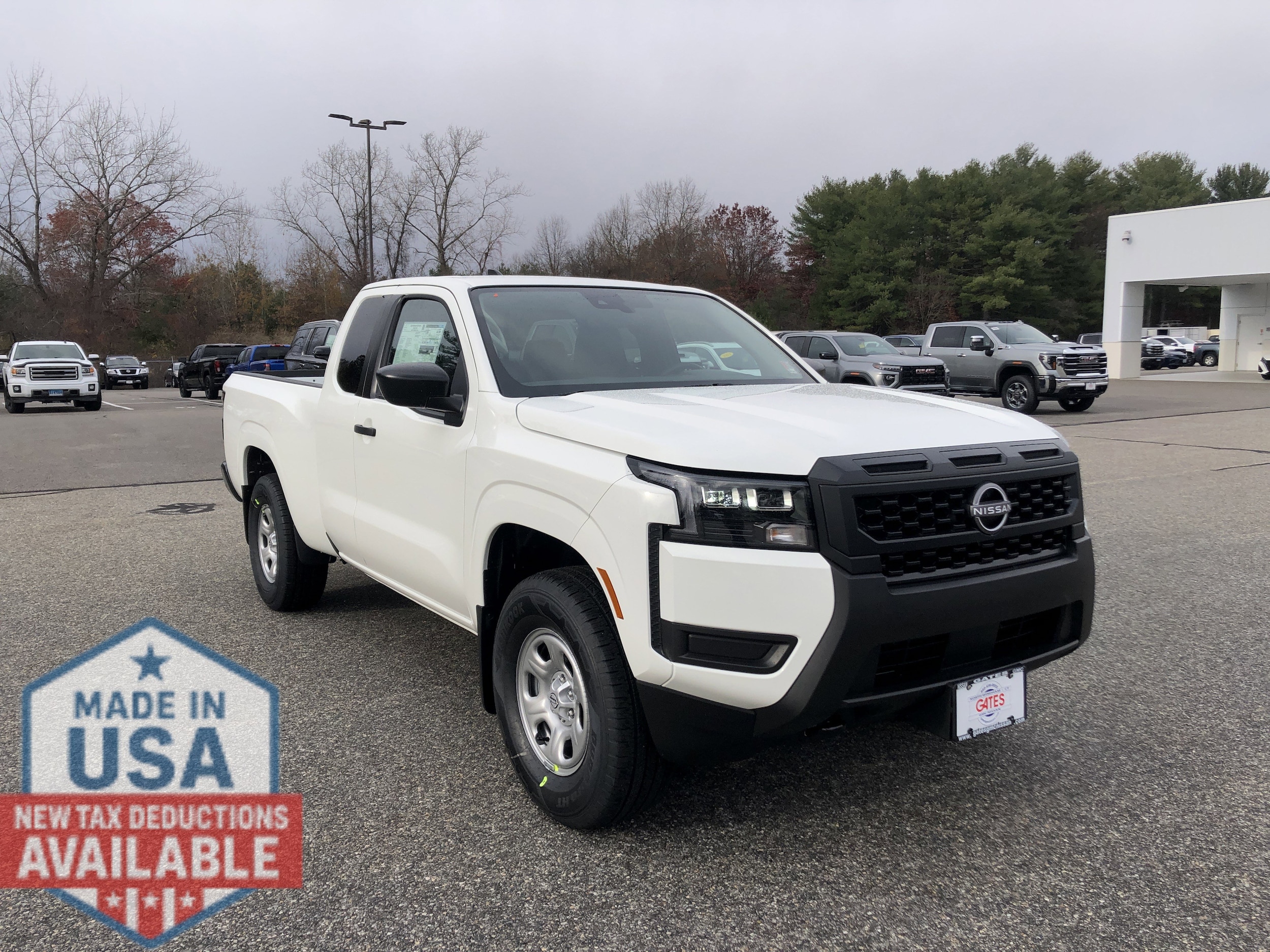 2026 Nissan Frontier S's photo