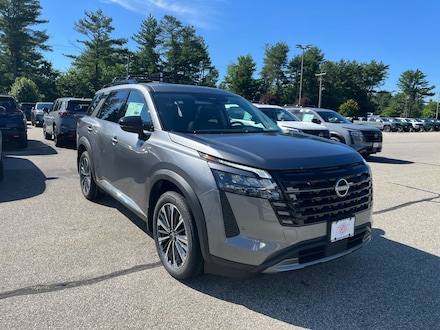 2026 Nissan Pathfinder Platinum SUV