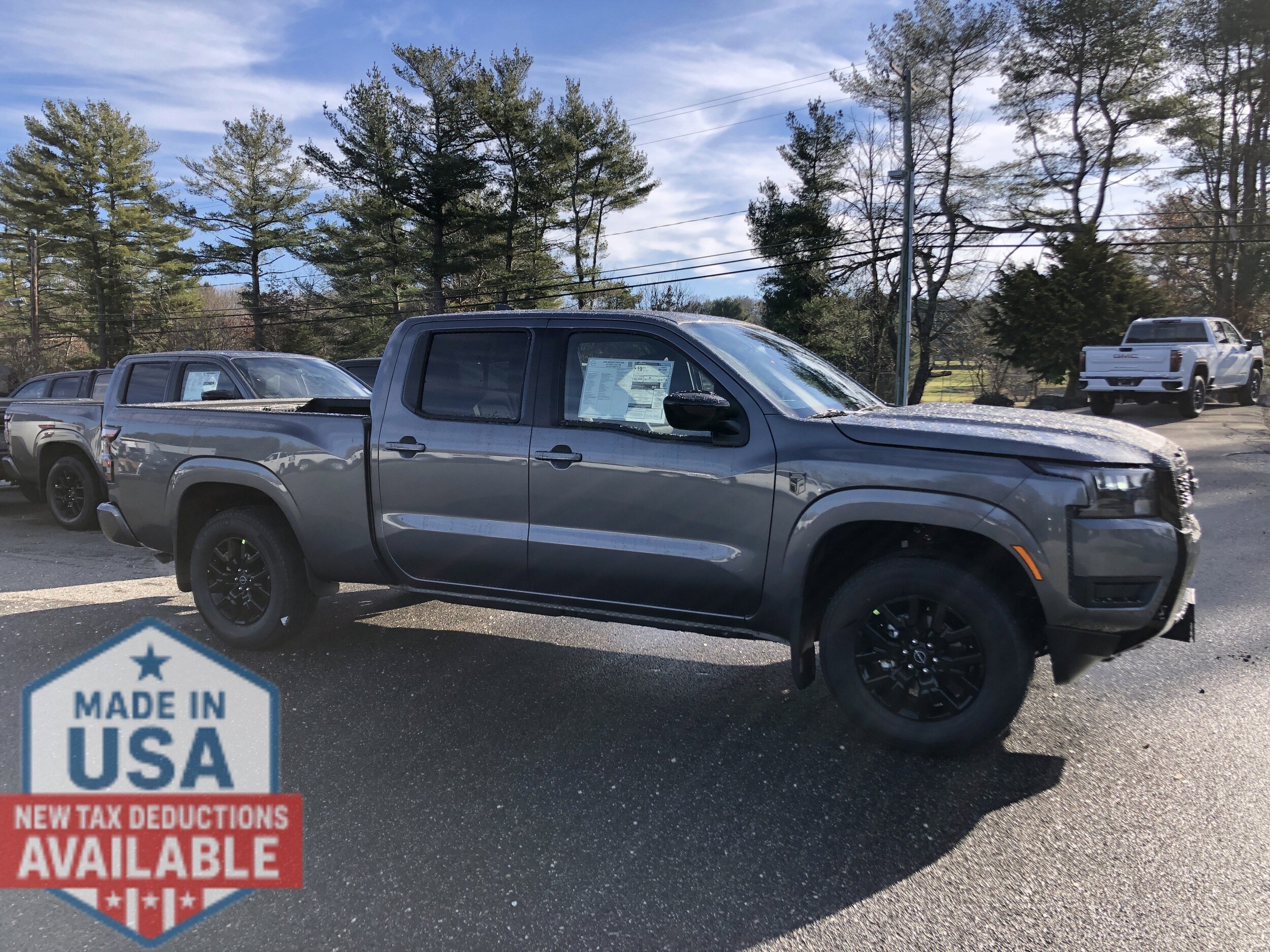 2026 Nissan Frontier SV photo 2