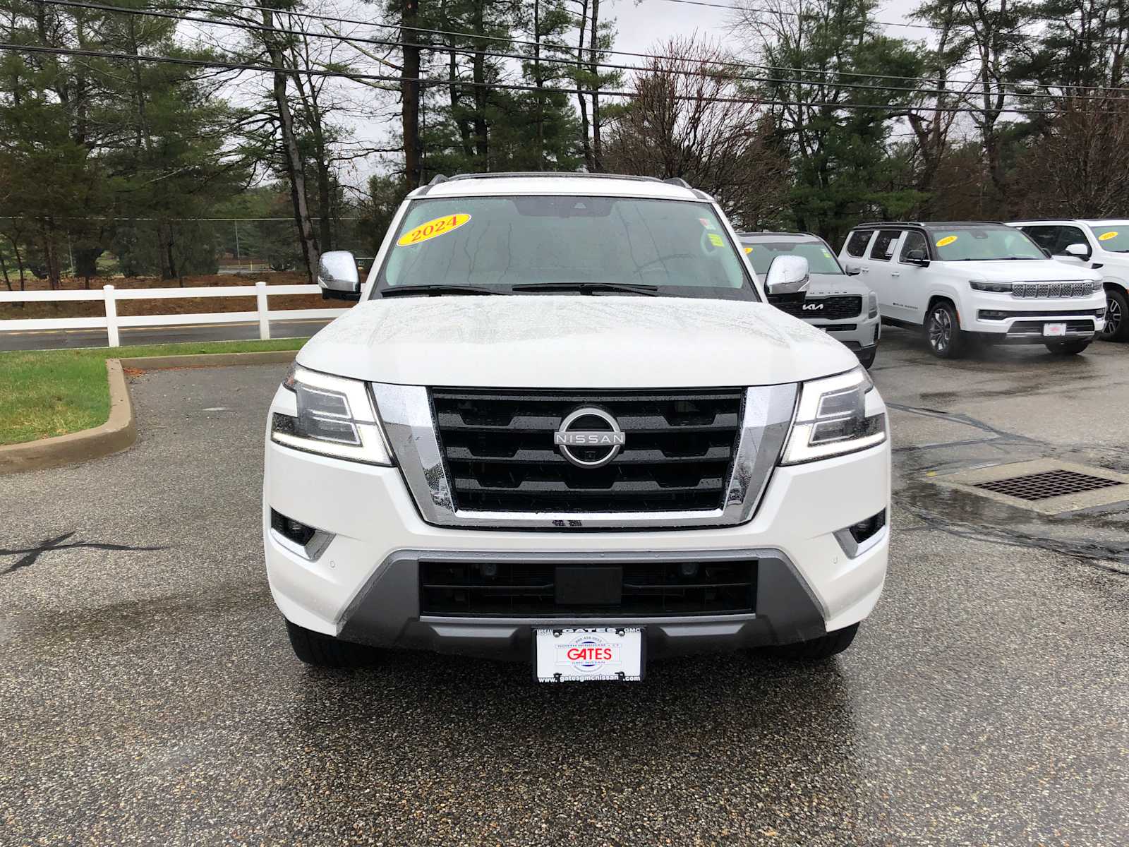 2024 Nissan Armada Platinum photo 2