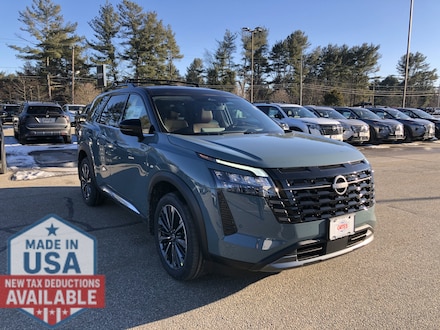 2026 Nissan Pathfinder Platinum SUV