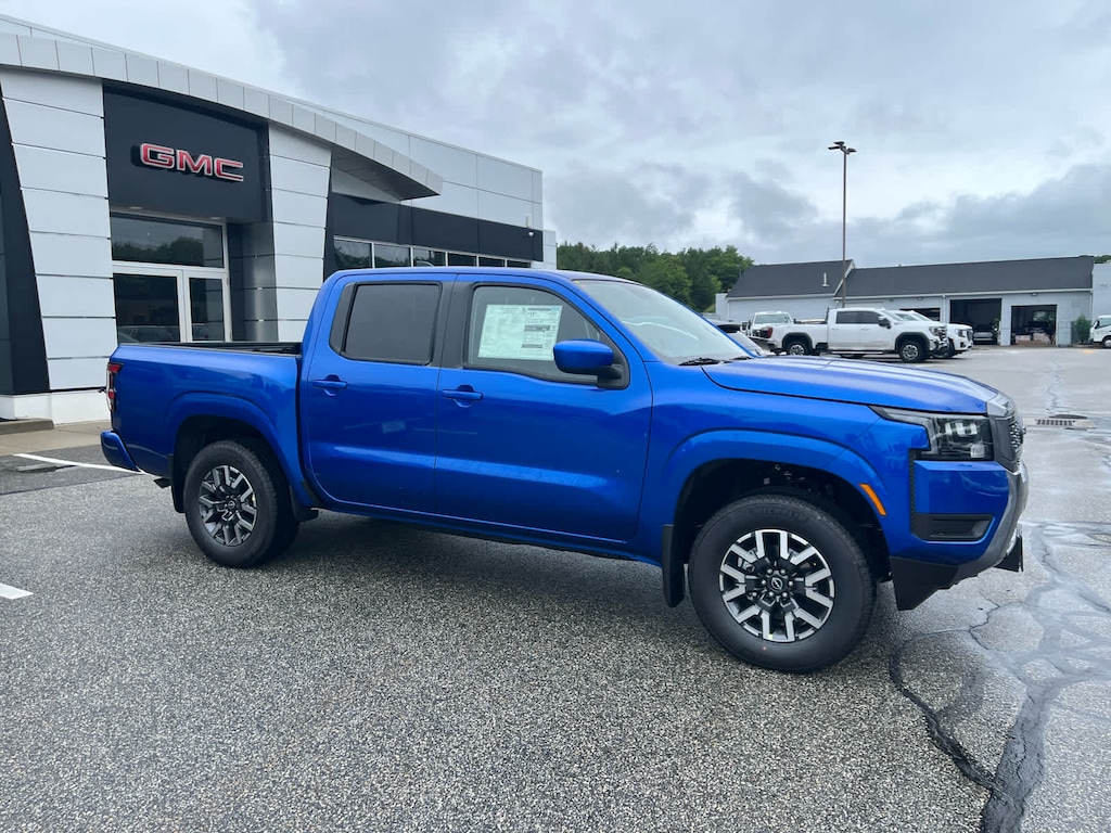New 2026 Nissan Frontier SV Crew Cab 4x4 Truck