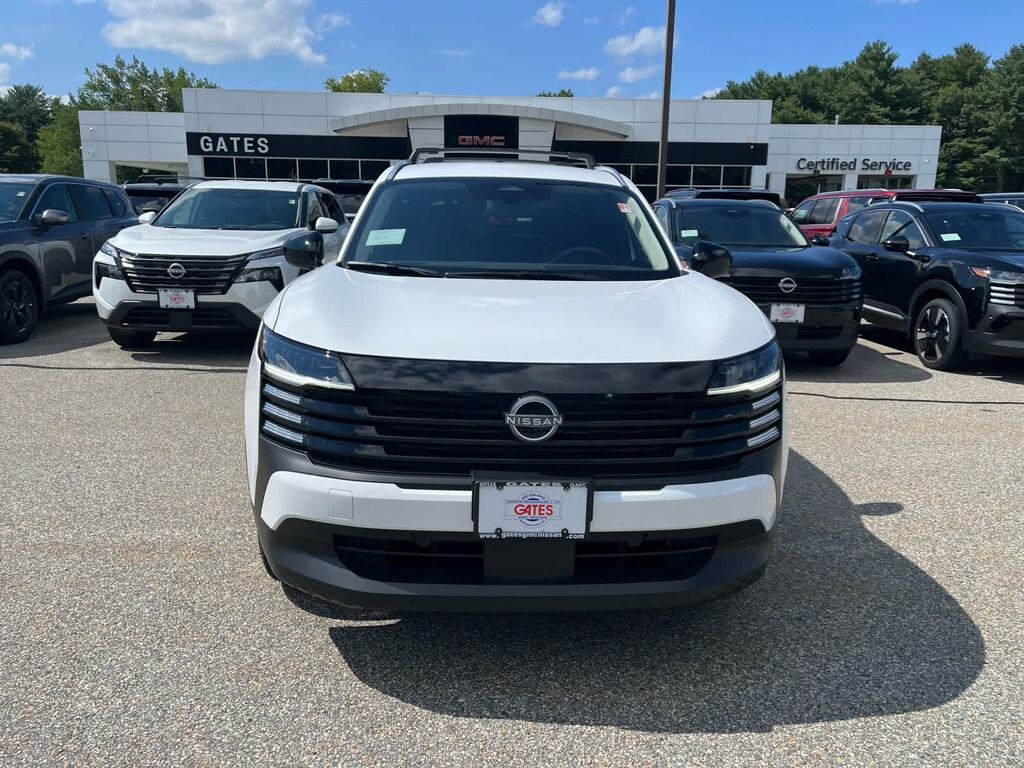 New 2026 Nissan Kicks SV SUV