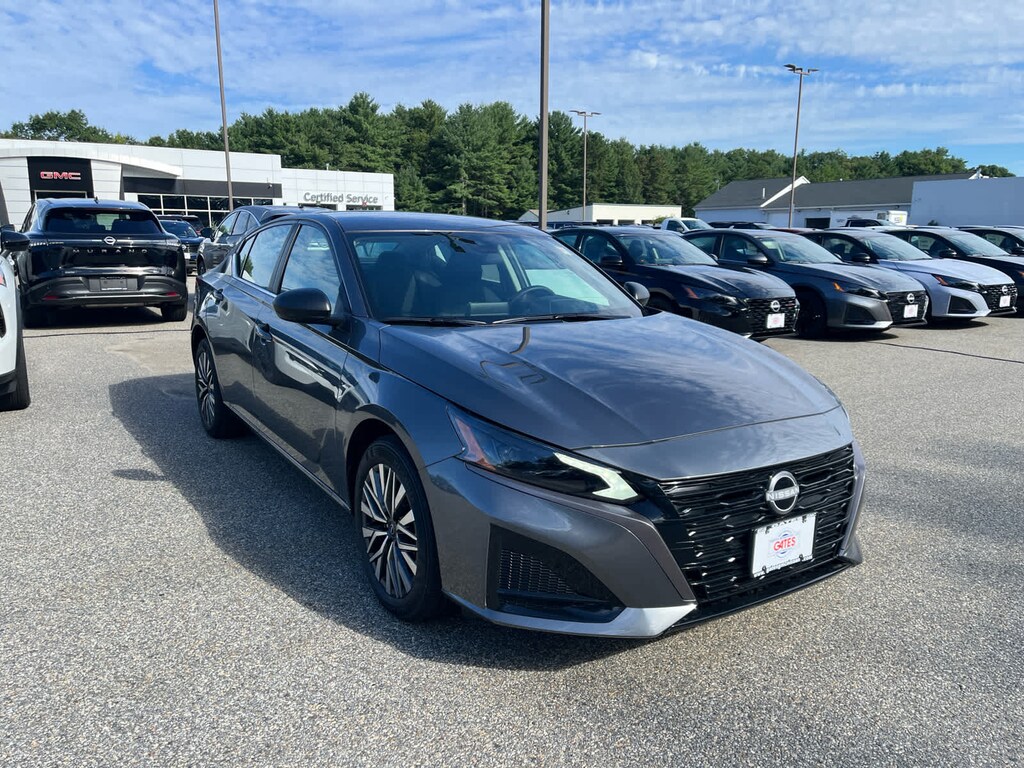 New 2026 Nissan Altima SV Sedan