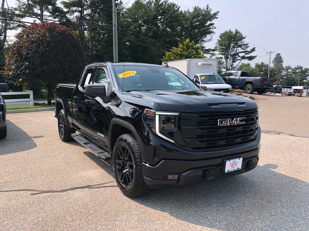 Used 2023 GMC Sierra 1500 Elevation 4WD Double Cab 147 Truck