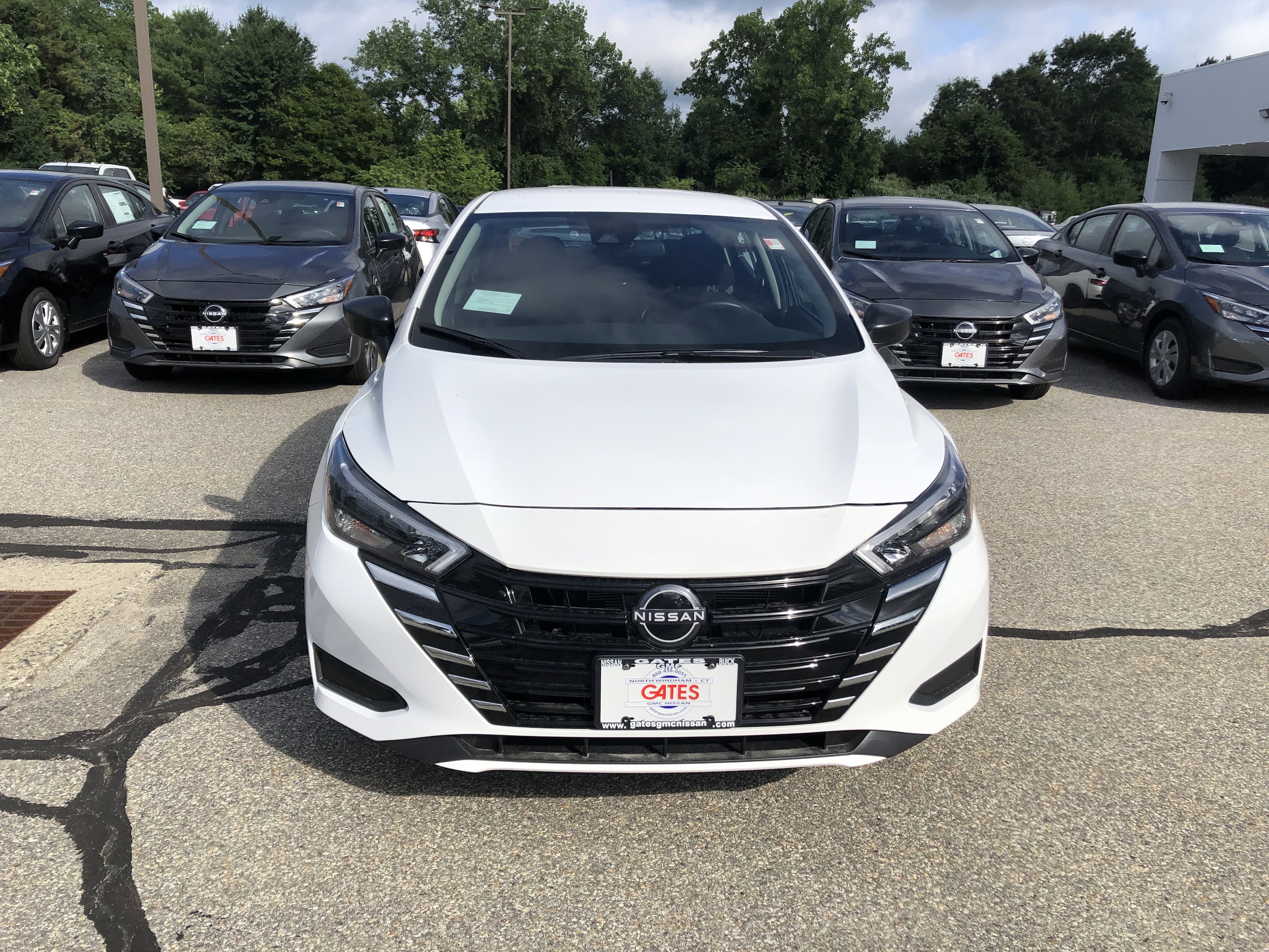 2025 Nissan Versa S photo 2