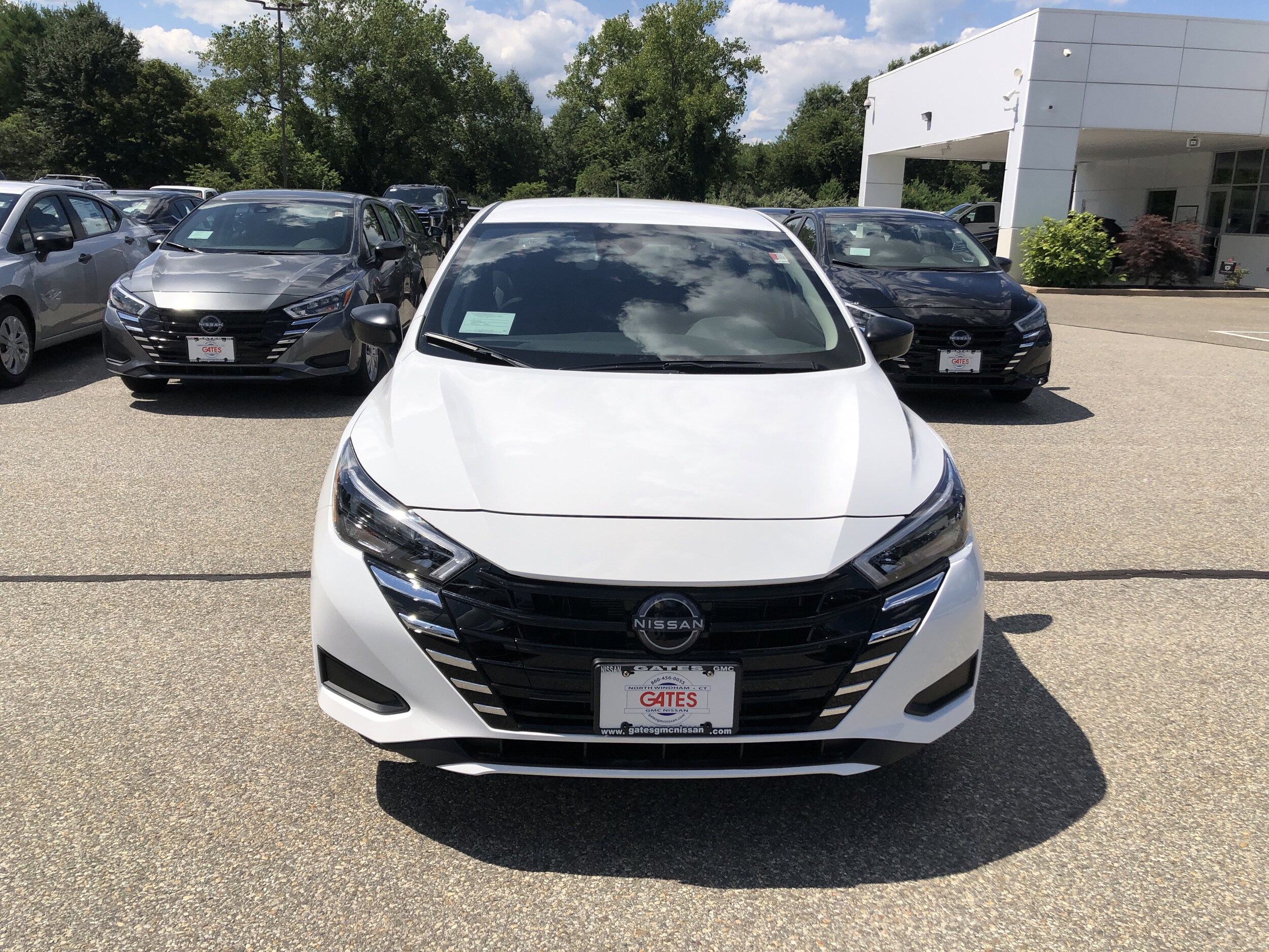 2025 Nissan Versa S photo 2
