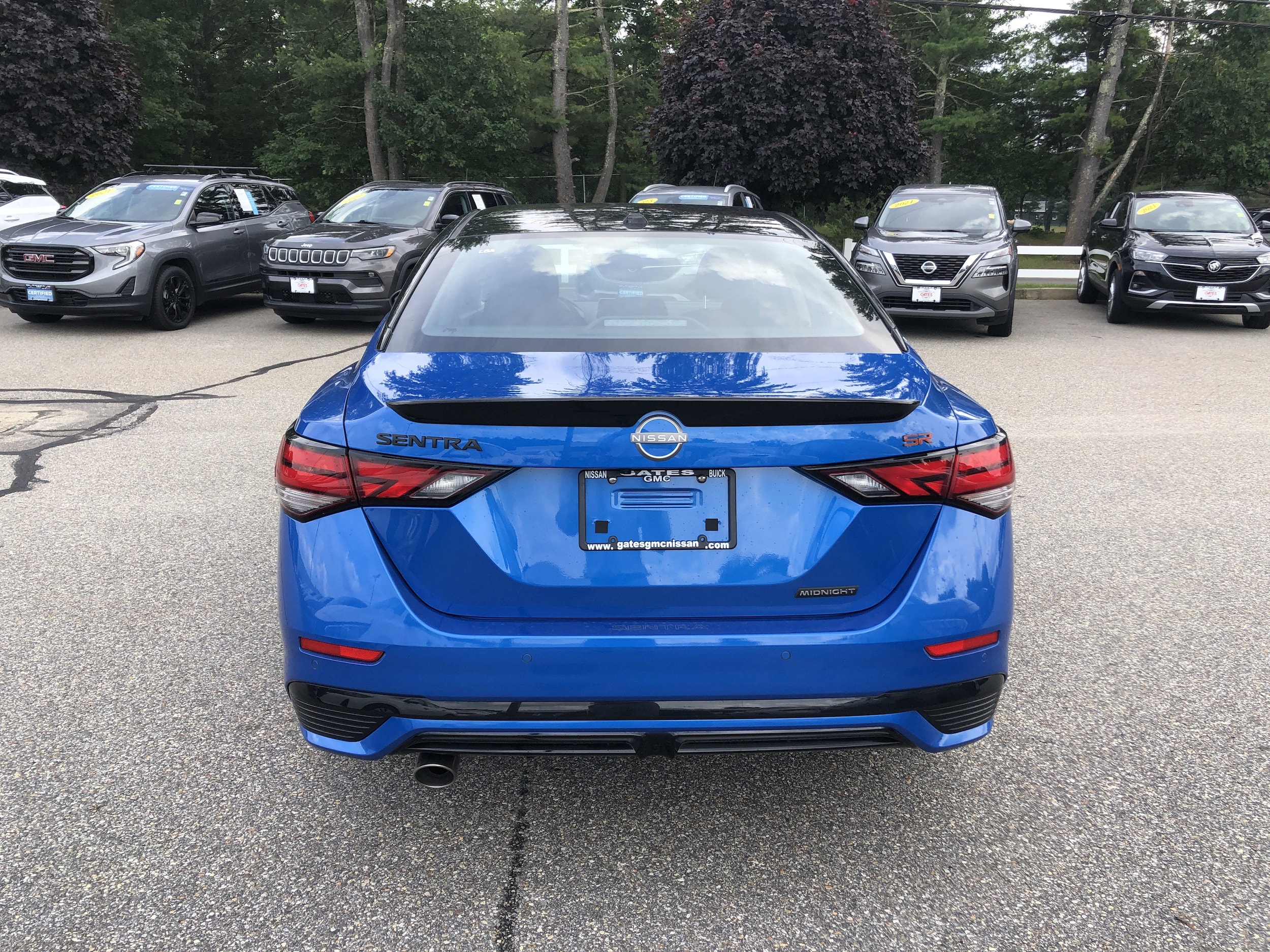 2025 Nissan Sentra SR - Photo 6