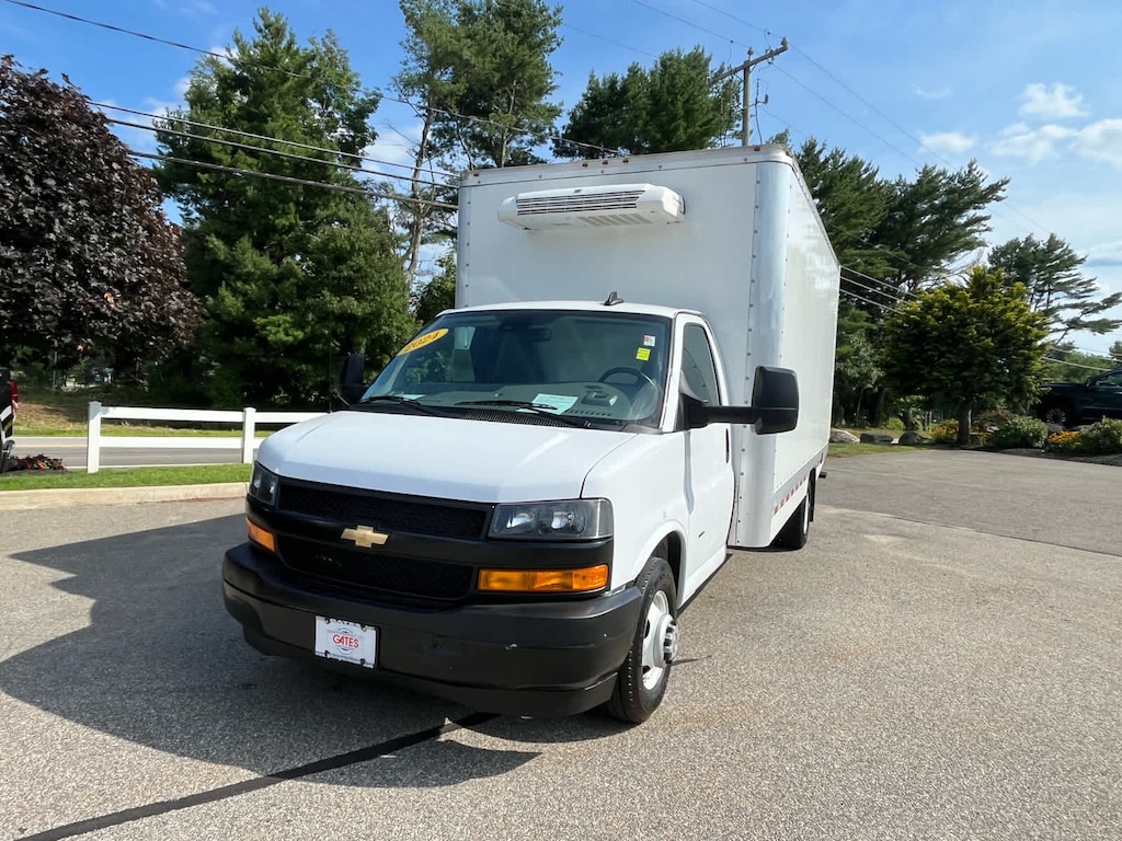 Used 2024 Chevrolet Express Commercial Cutaway Van 177 Truck