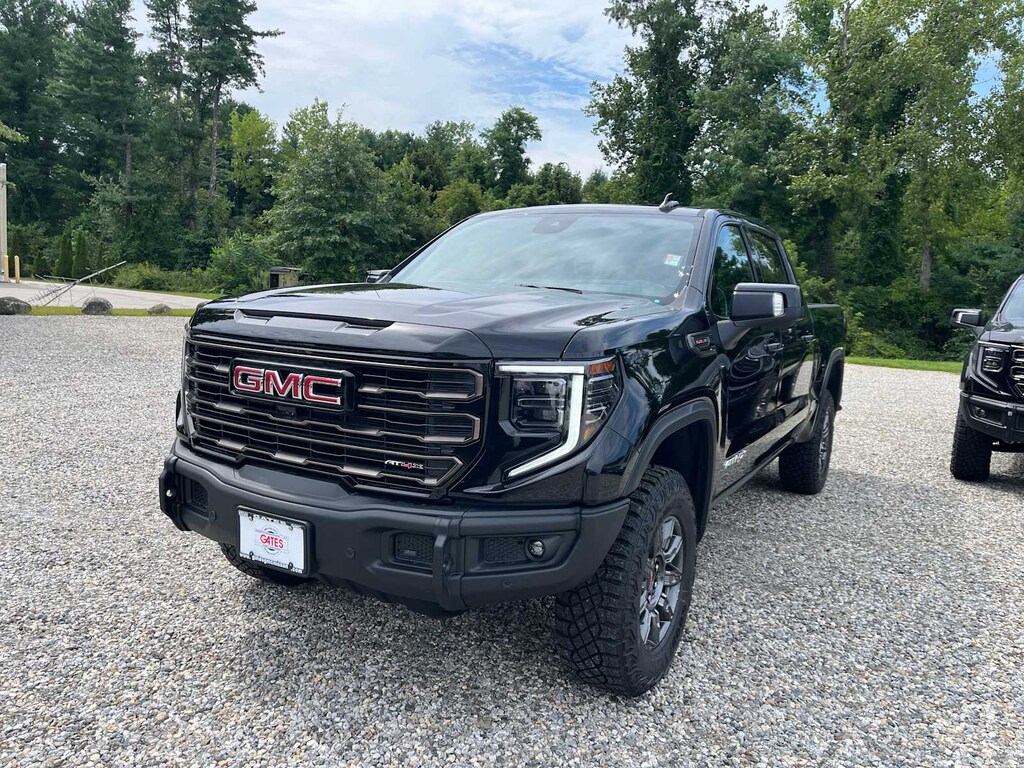 New 2026 GMC Sierra 1500 AT4X 4WD Crew Cab 147 Truck