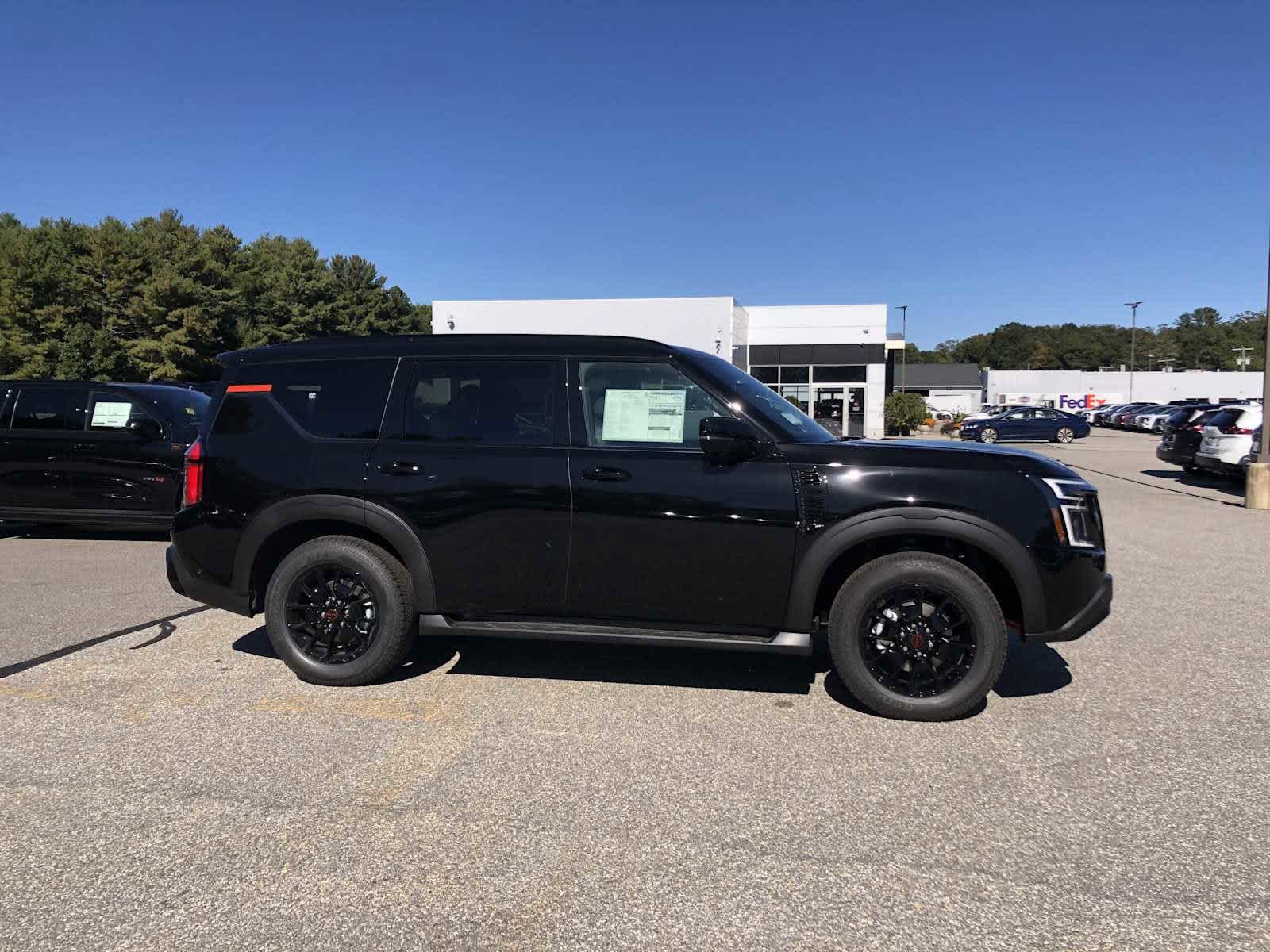 2026 Nissan Armada PRO-4X - Photo 4
