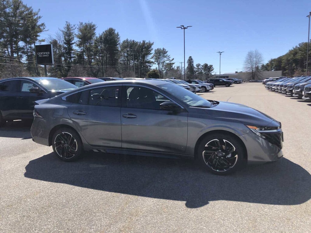New 2026 Nissan Sentra SR Sedan