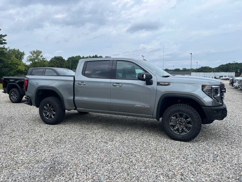 New 2026 GMC Sierra 1500 AT4X 4WD Crew Cab 147 Truck
