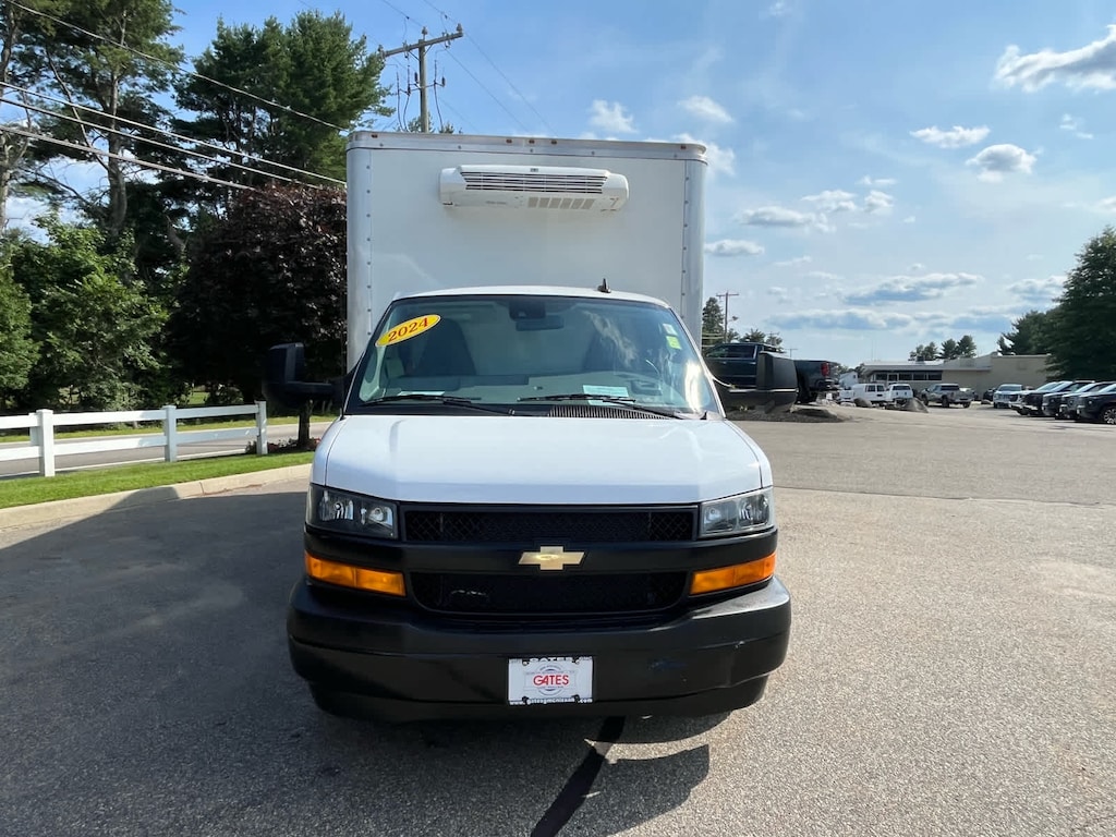 Used 2024 Chevrolet Express Commercial Cutaway Van 177 Truck