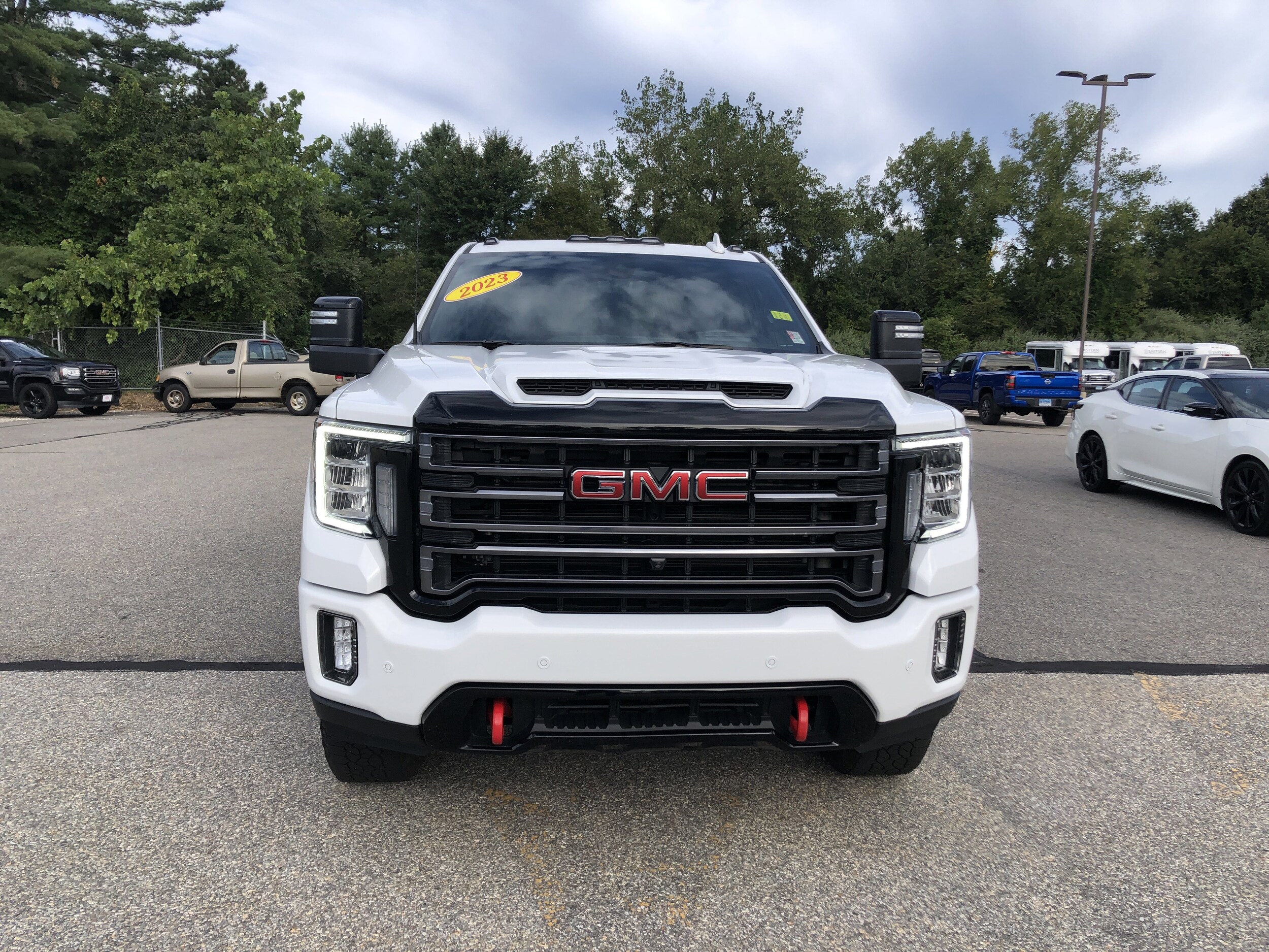 2023 Gmc Sierra 3500 HD AT4 photo 2