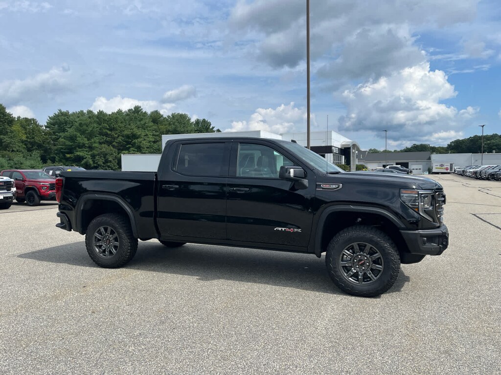 New 2026 GMC Sierra 1500 AT4X 4WD Crew Cab 147 Truck