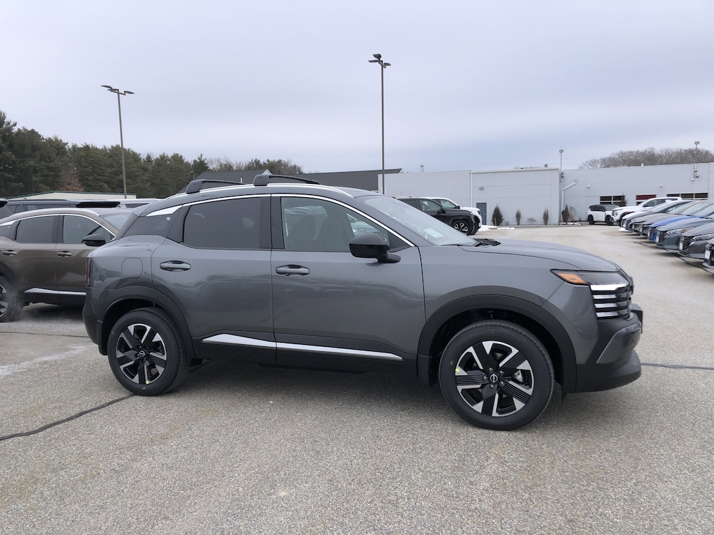 New 2026 Nissan Kicks SV AWD