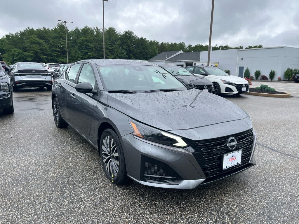 New 2026 Nissan Altima SV Sedan