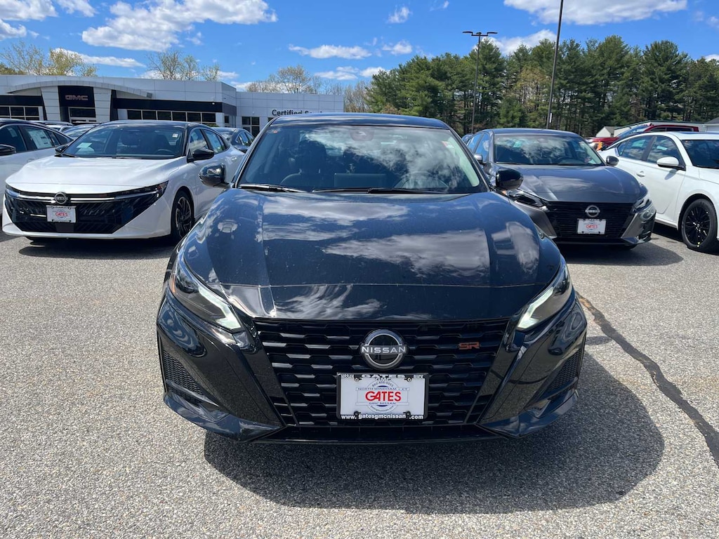 New 2026 Nissan Altima SR Sedan