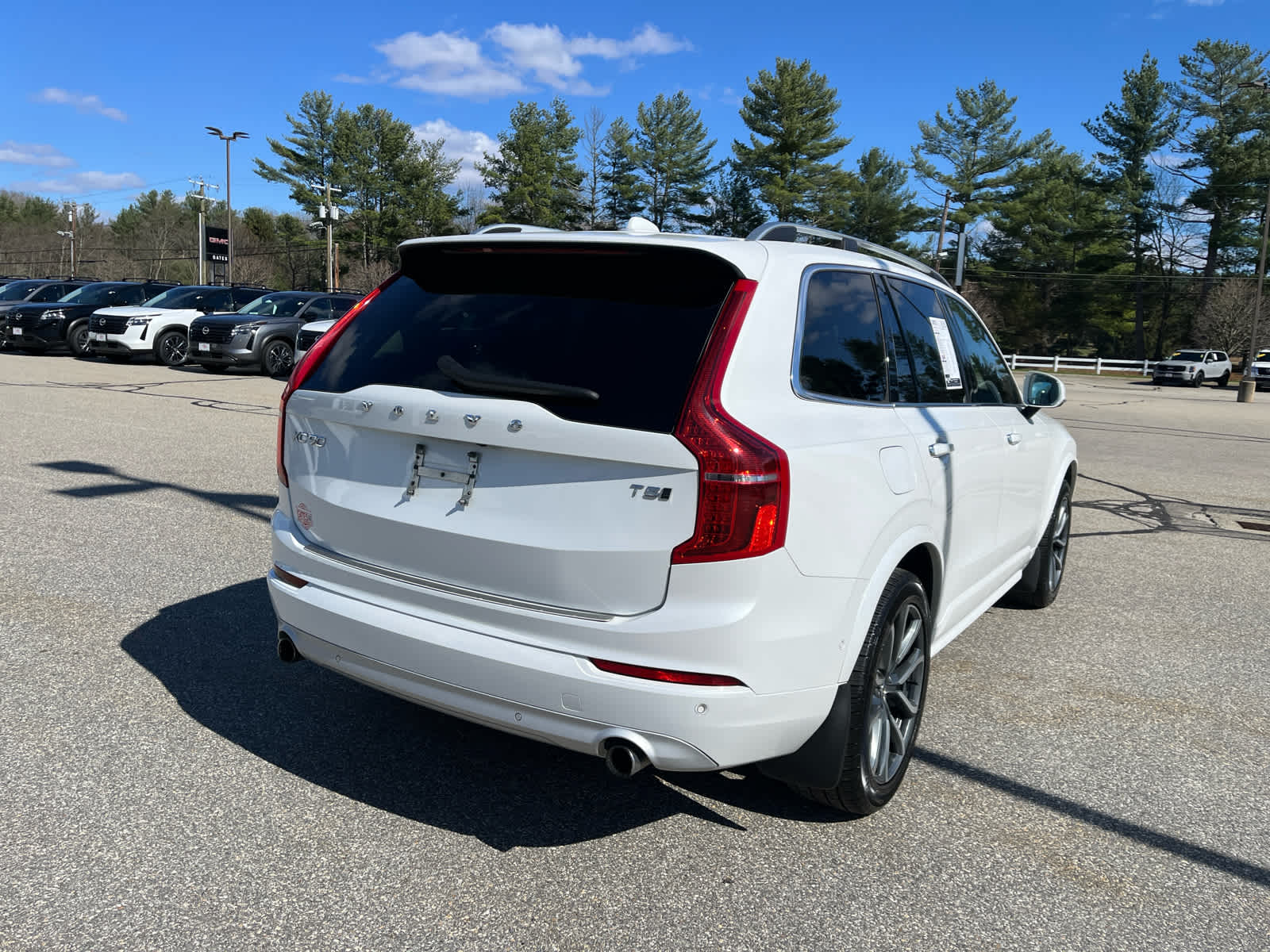 2018 Volvo XC90 Momentum photo 5