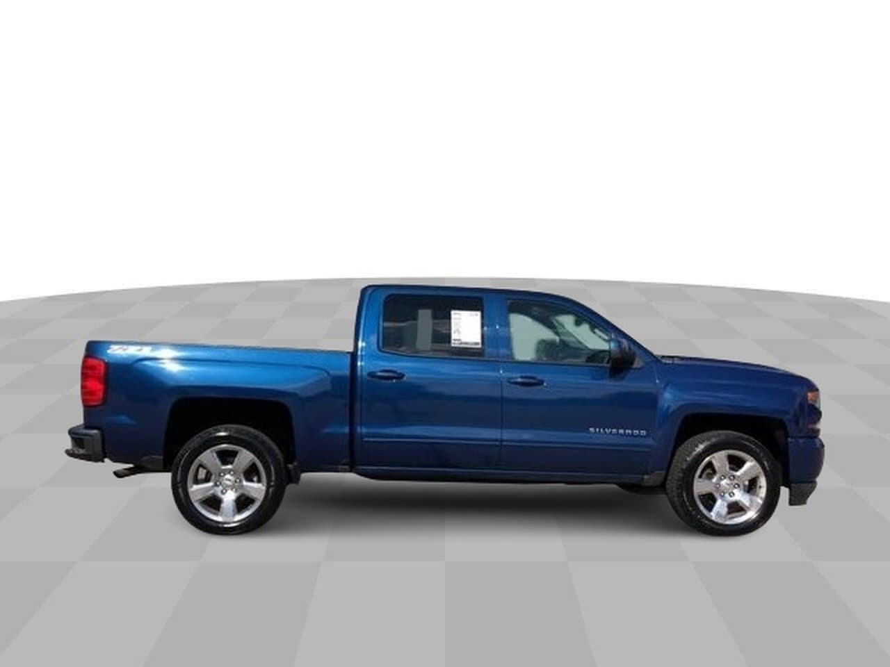 Used 2016 Chevrolet Silverado 1500 LT with VIN 3GCUKREC0GG130109 for sale in Windham, CT