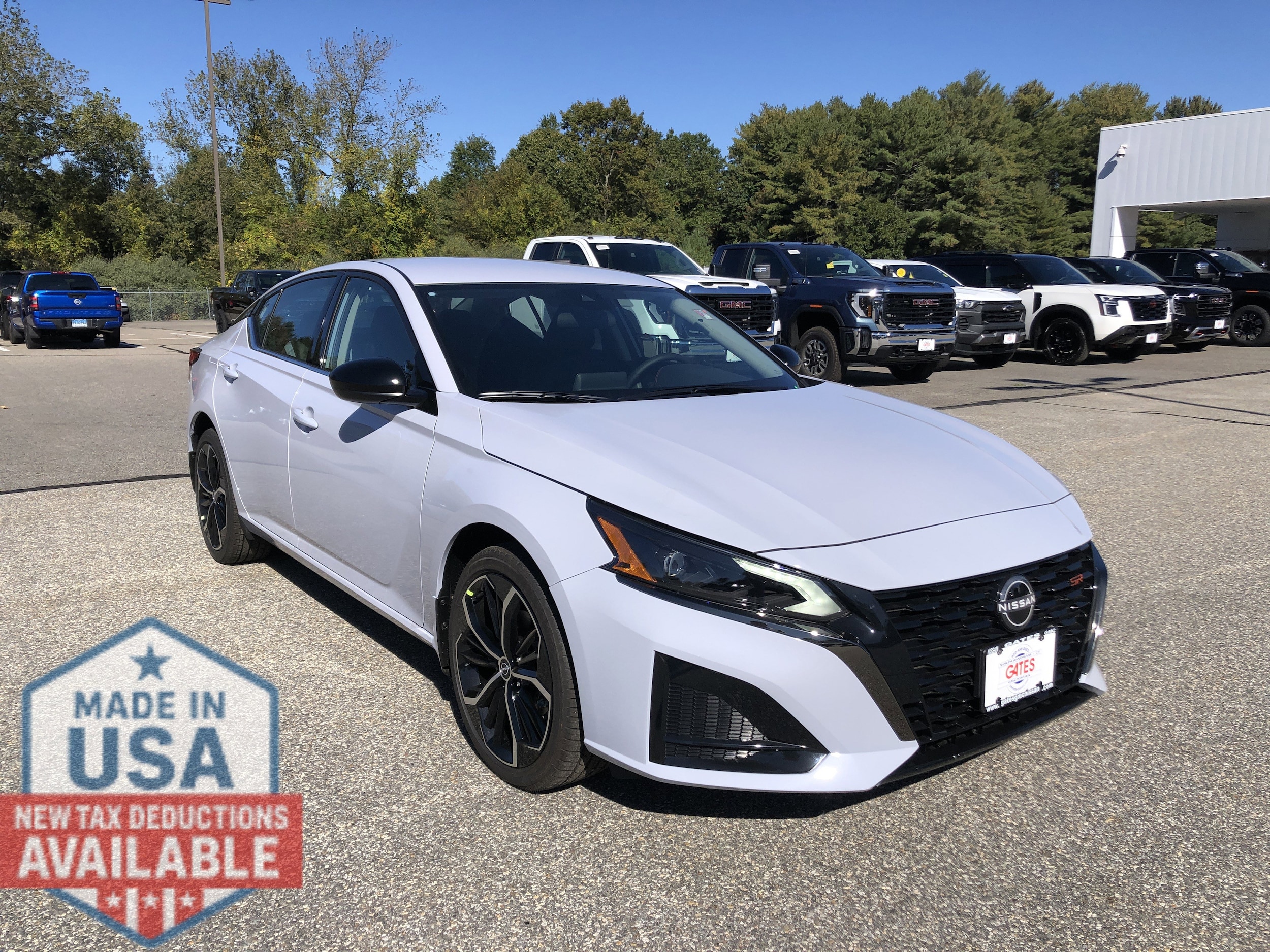 2025 Nissan Altima SR's photo