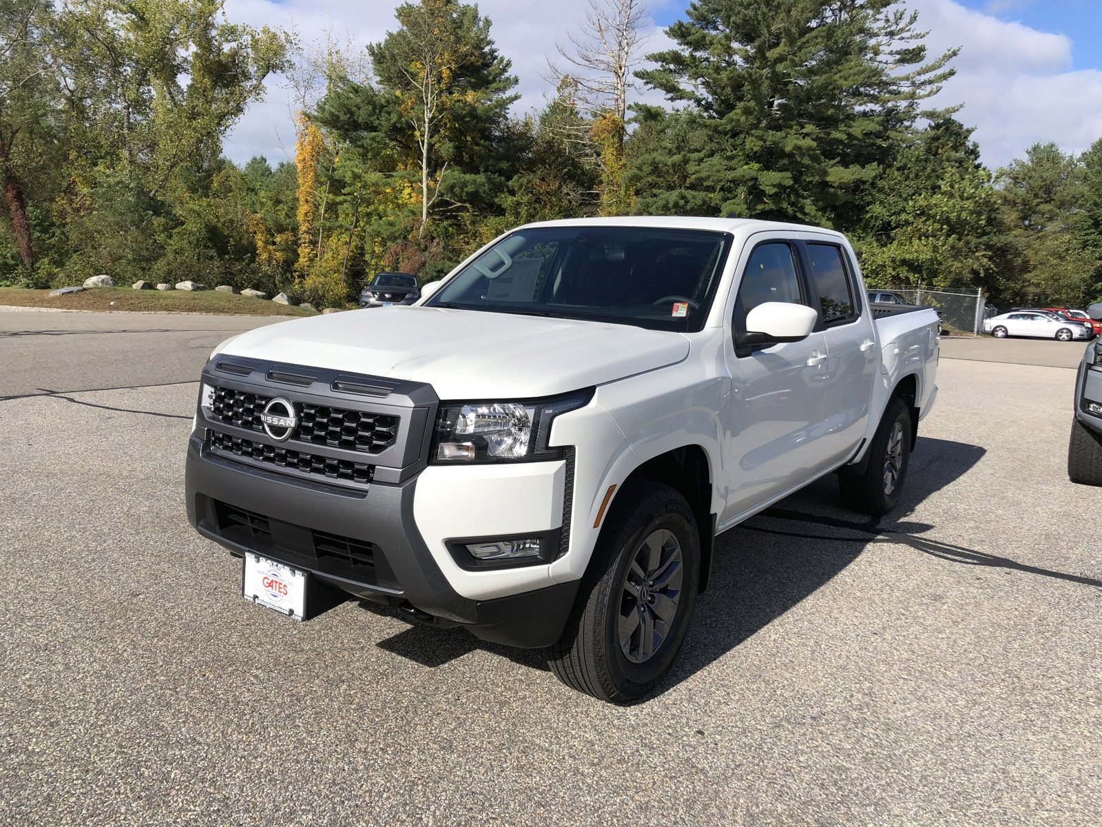 2025 Nissan Frontier SV photo 3