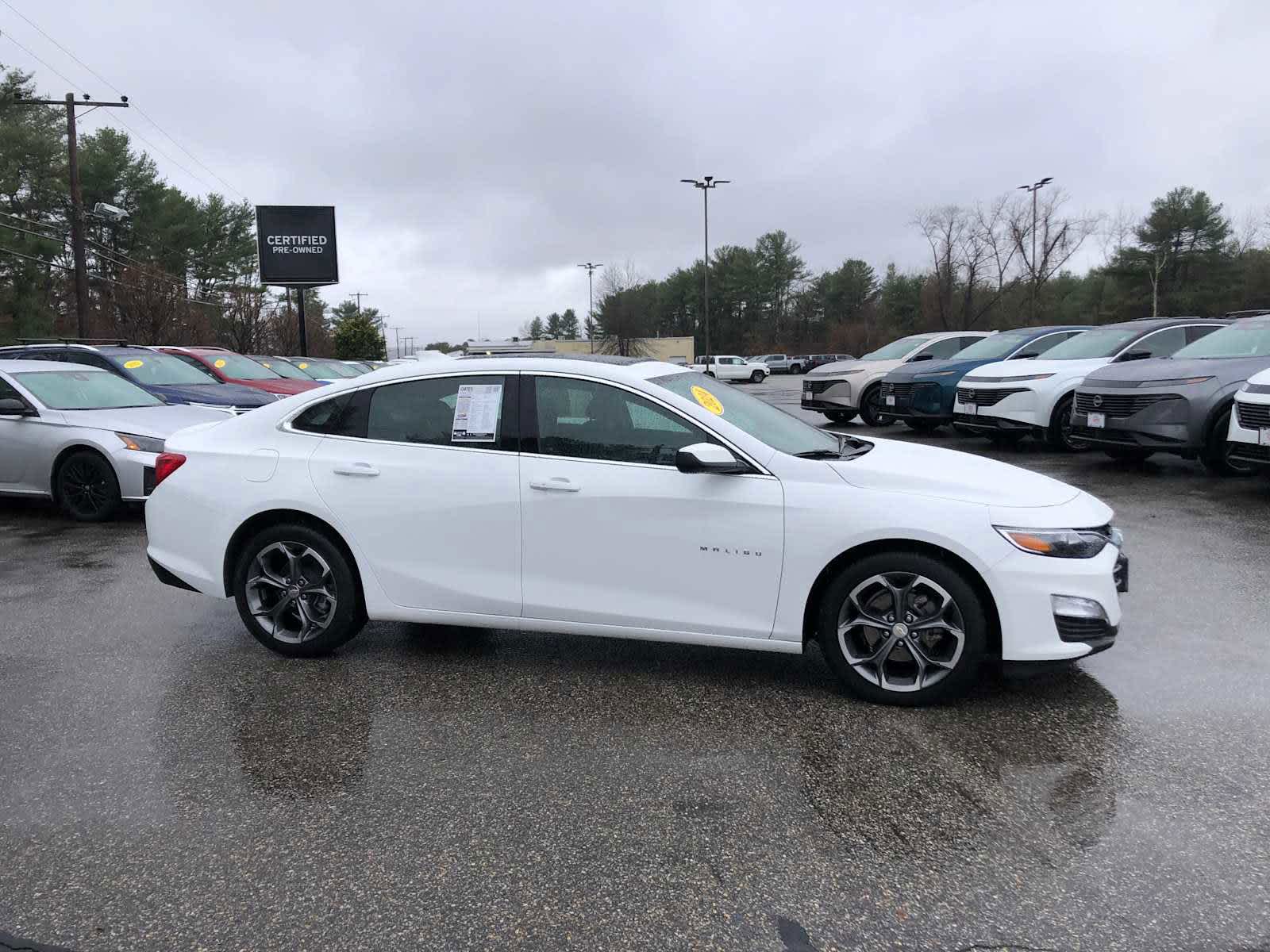 2024 Chevrolet Malibu LT photo 6