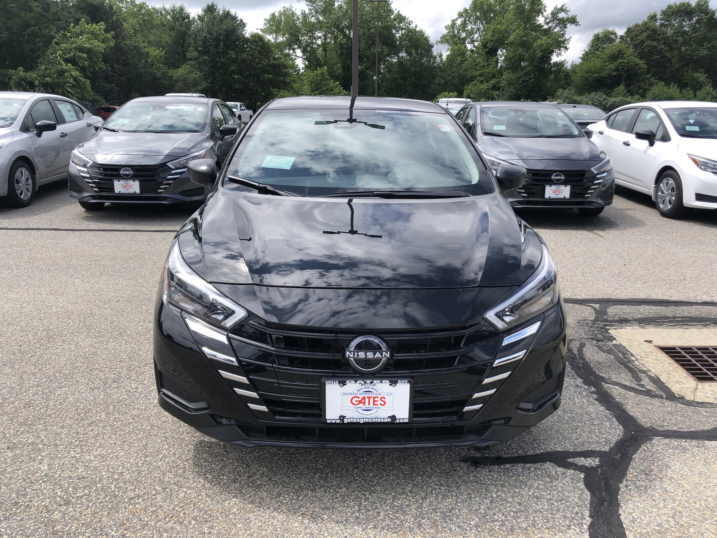 2025 Nissan Versa S photo 2