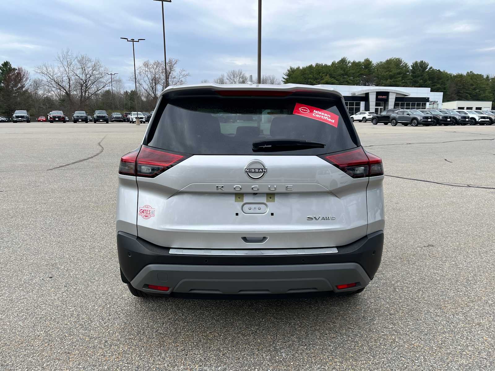 2023 Nissan Rogue SV photo 6