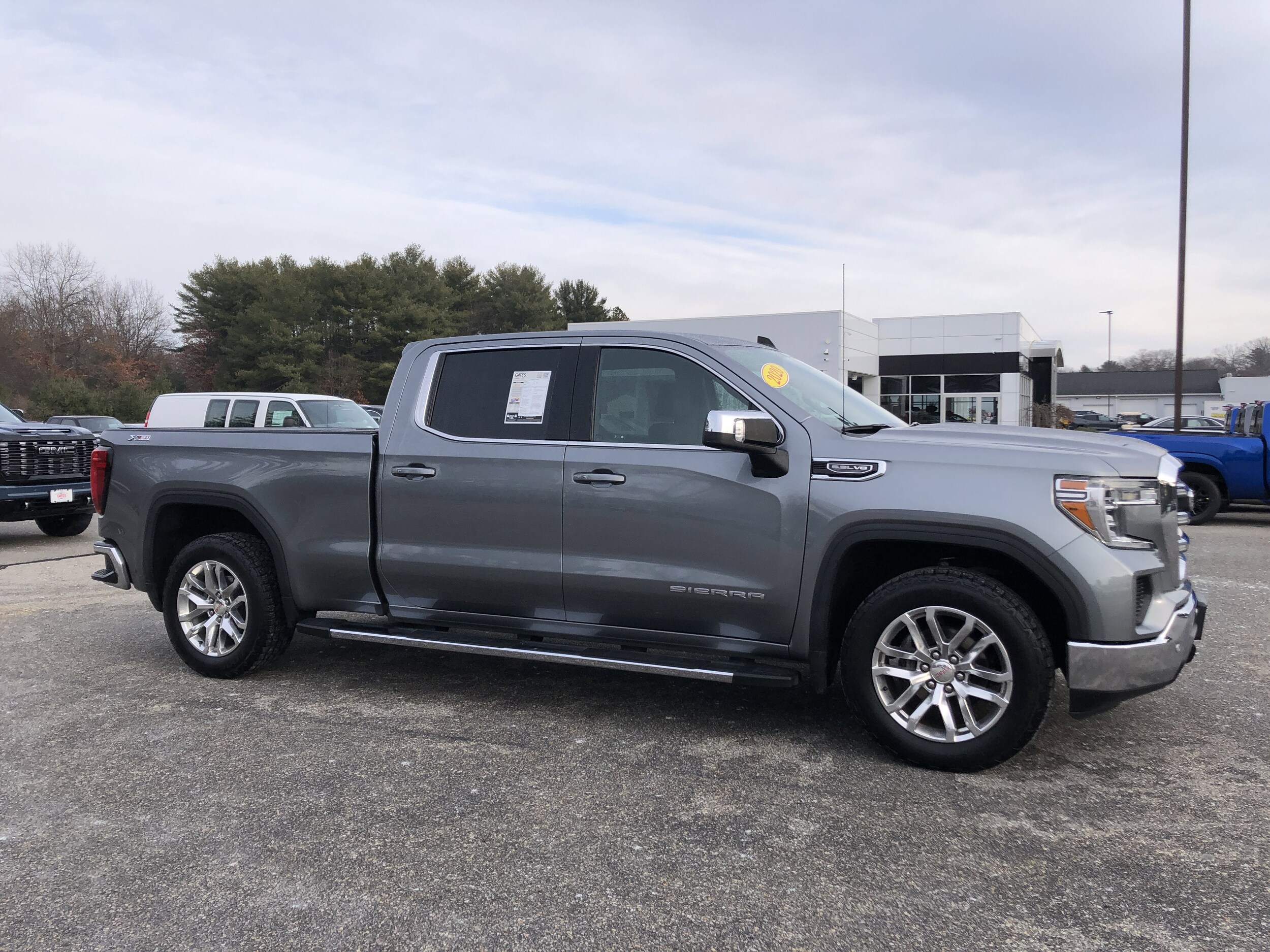 2020 Gmc Sierra 1500 SLE photo 4