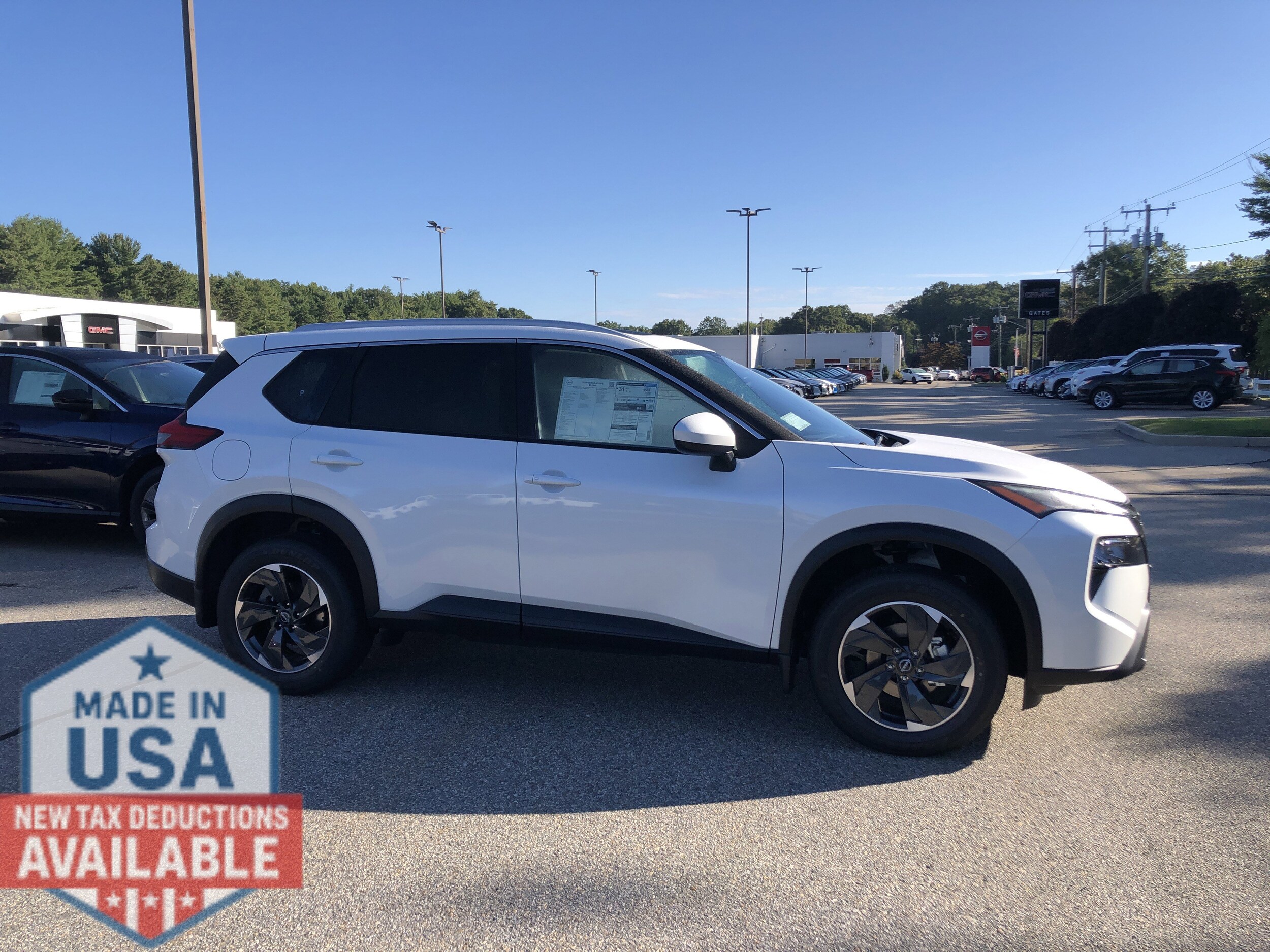 2026 Nissan Rogue SV photo 4