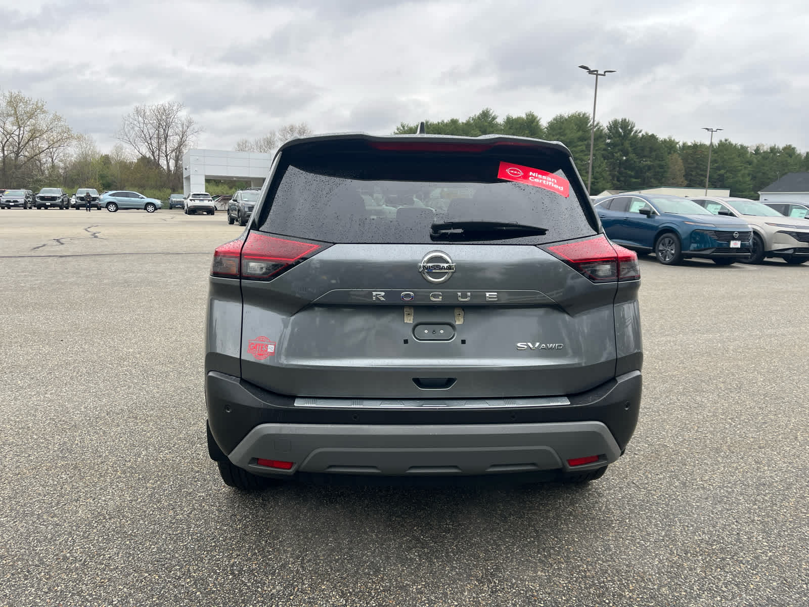 2021 Nissan Rogue SV photo 6