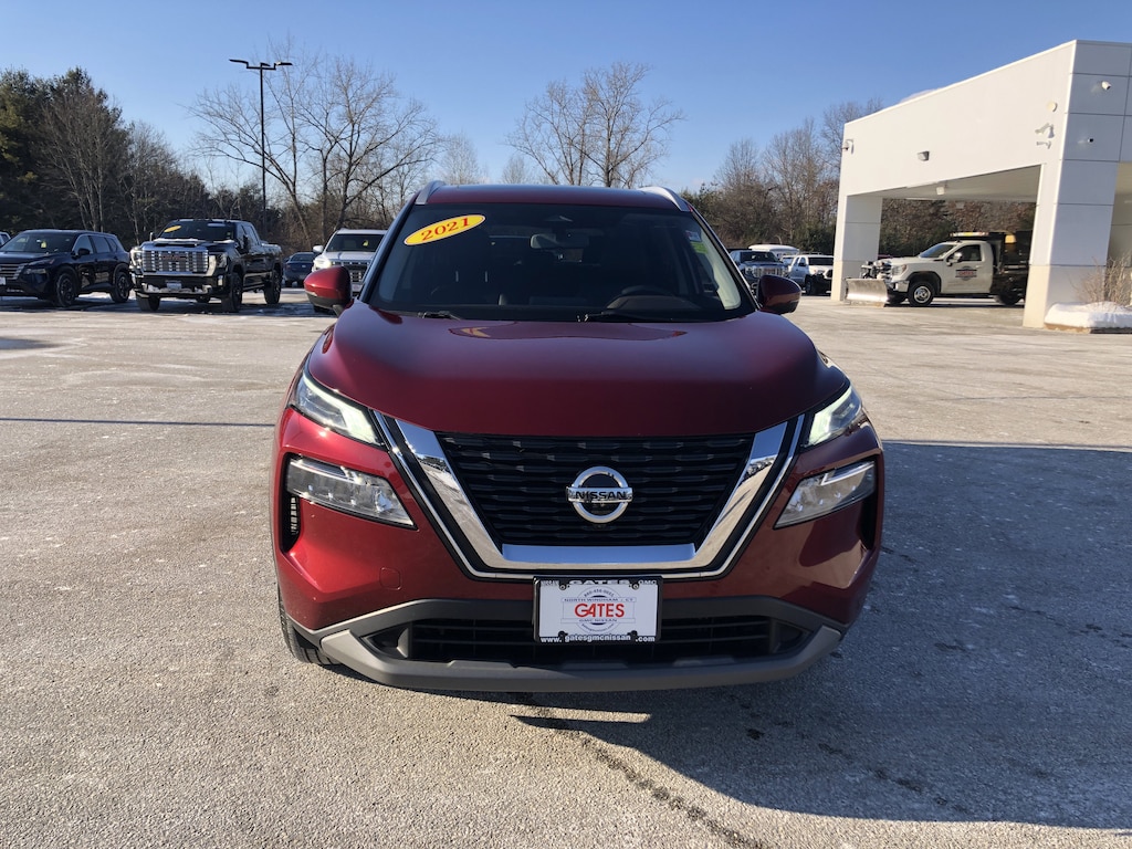 Used 2021 Nissan Rogue SV Sport Utility