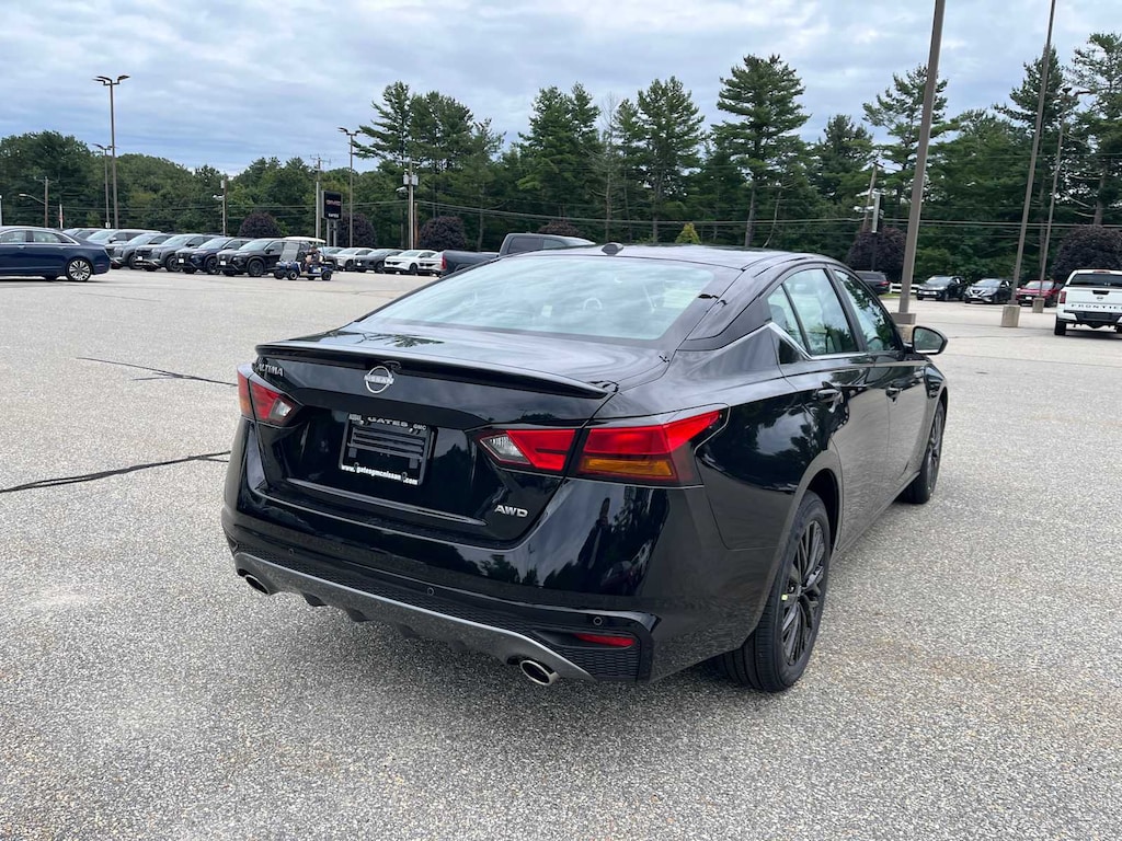 New 2026 Nissan Altima SV Sedan