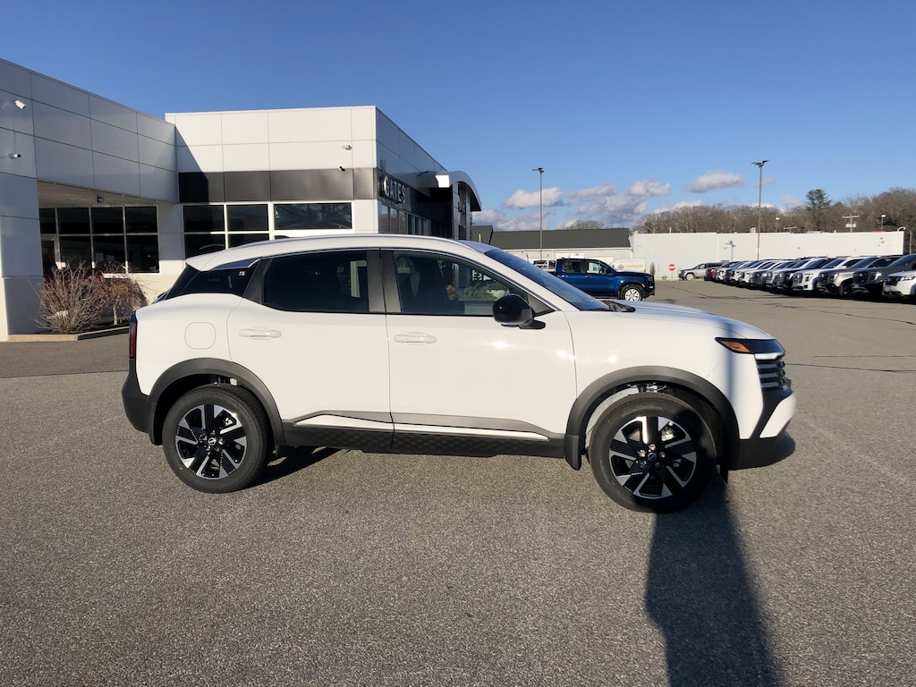 New 2026 Nissan Kicks SV SUV