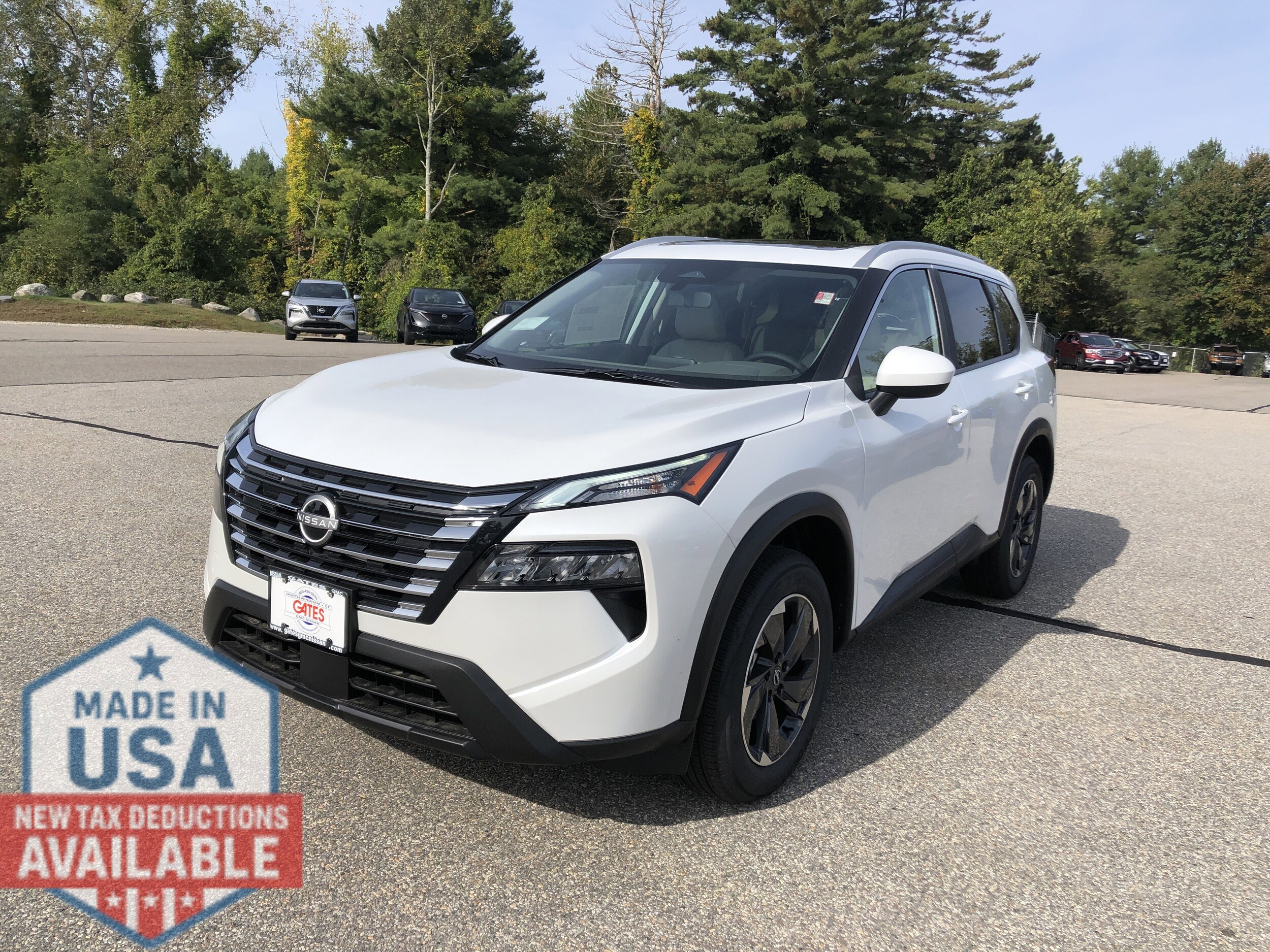 2026 Nissan Rogue SV photo 3