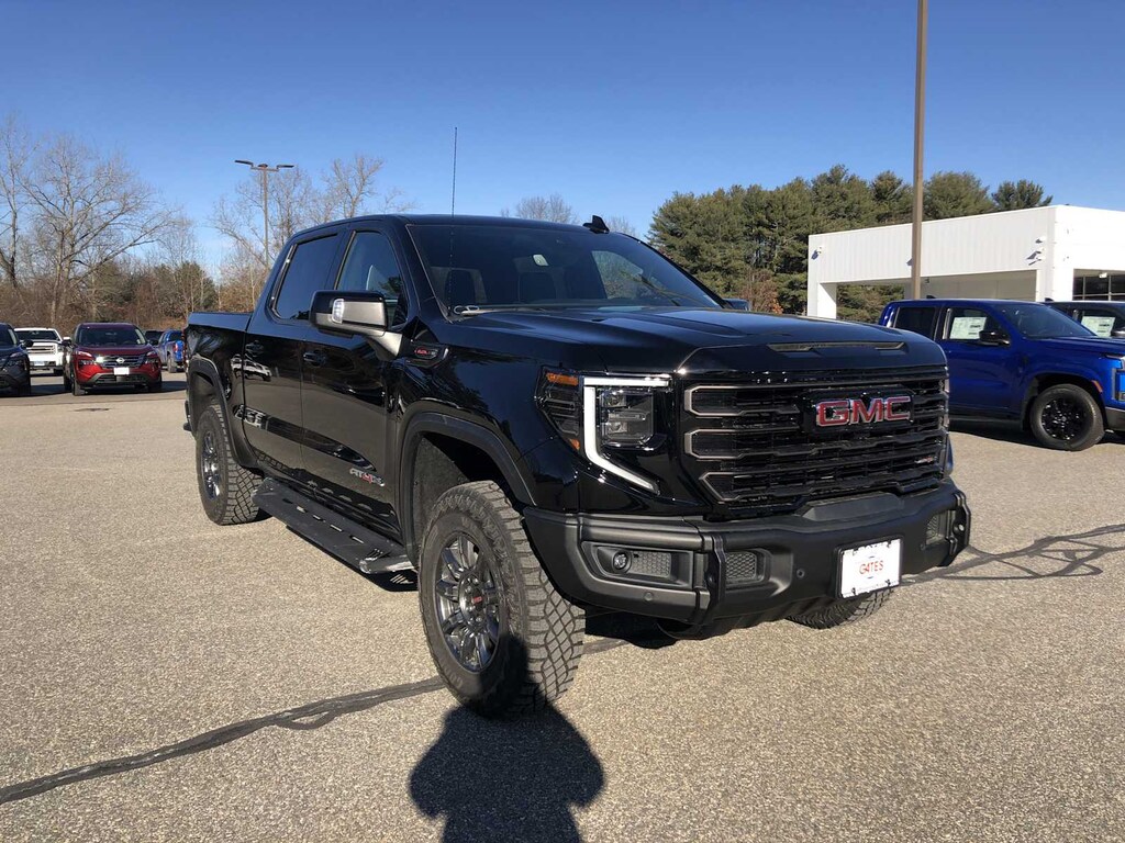 New 2026 GMC Sierra 1500 AT4X 4WD Crew Cab 147 Truck