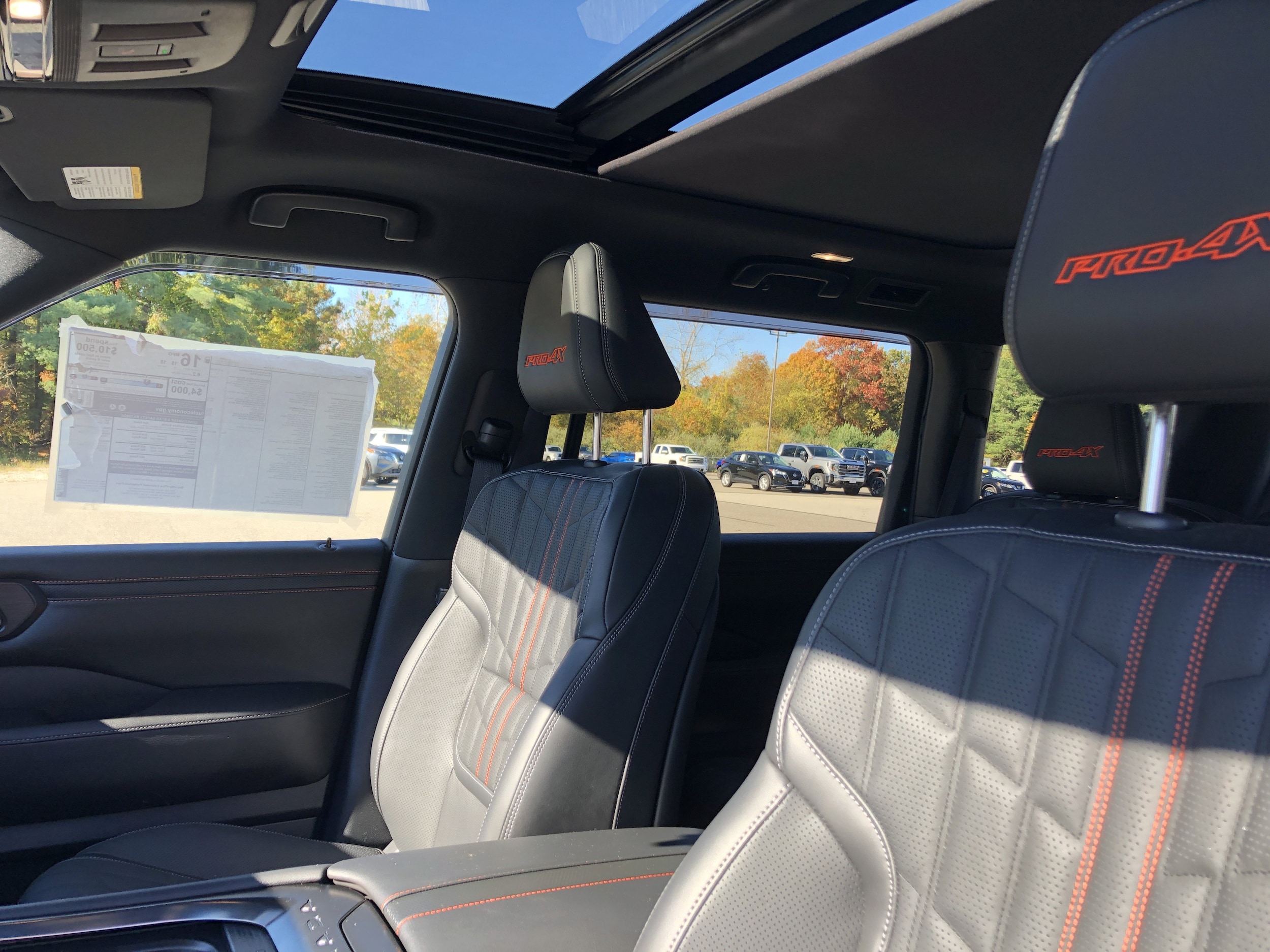 2025 Nissan Armada PRO-4X - Photo 14