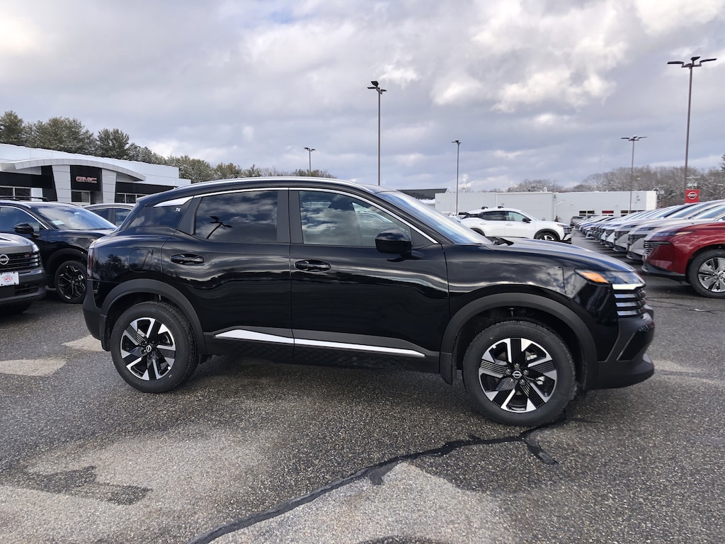 New 2026 Nissan Kicks SV SUV